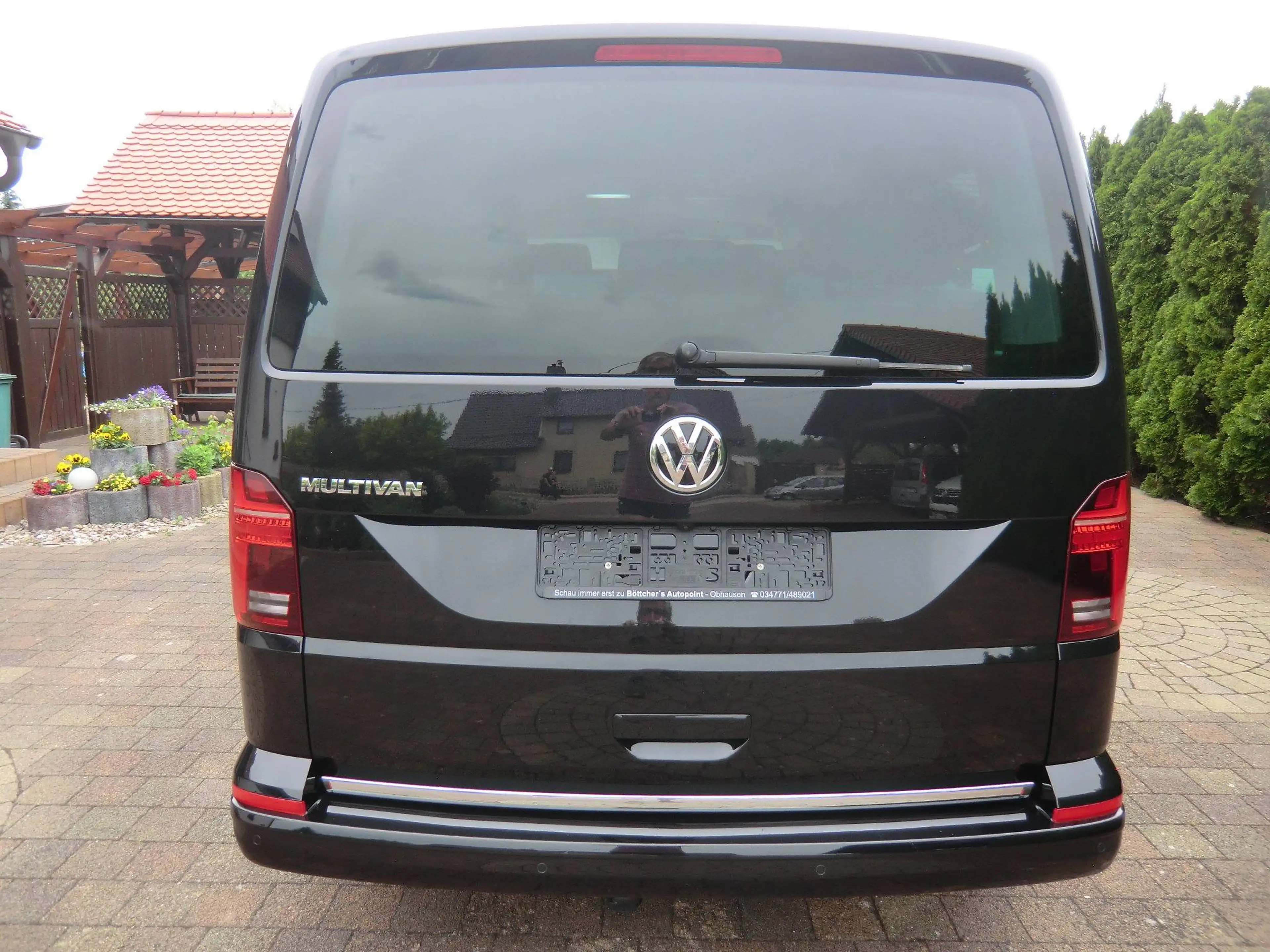 Volkswagen T6.1 Multivan Multivan G. Six, 1.Hd., unfallfrei, sg.Zustand, LED, 7 Sitze uvm. — photo 12