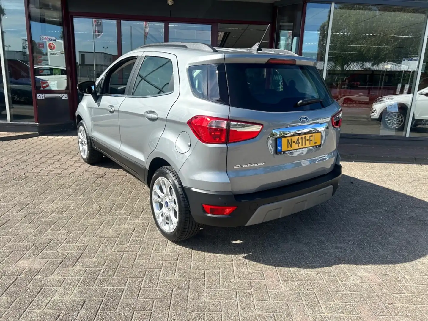 Ford EcoSport 1.0 EB titanium Grijs - 2