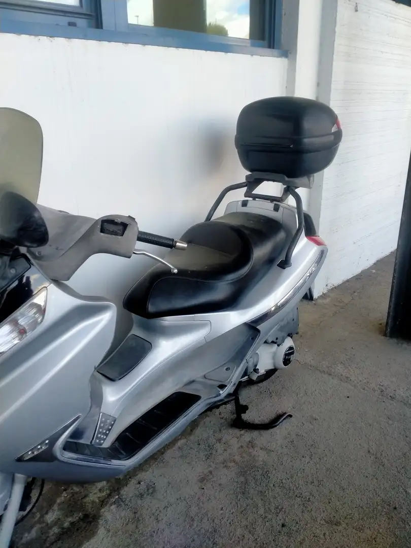 Piaggio X 8 X8 200 Šedá - 1