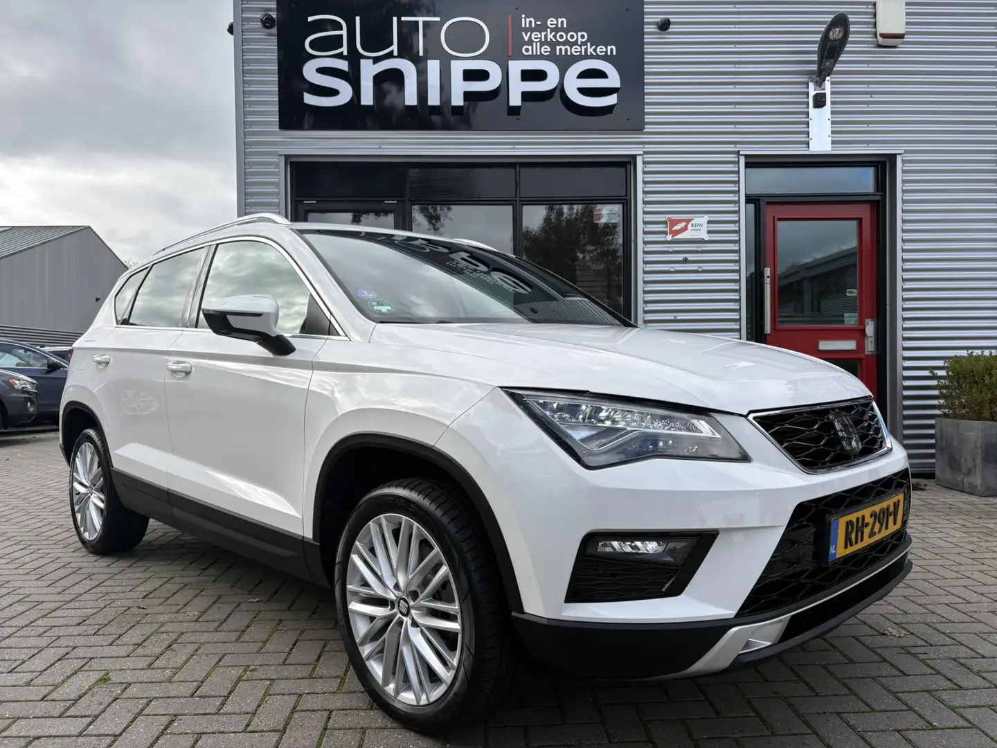 SEAT Ateca 1.4 EcoTSI Xcellence -CLIMA-LED-KEYLESS-TREKHAAK-1 Blanc - 2