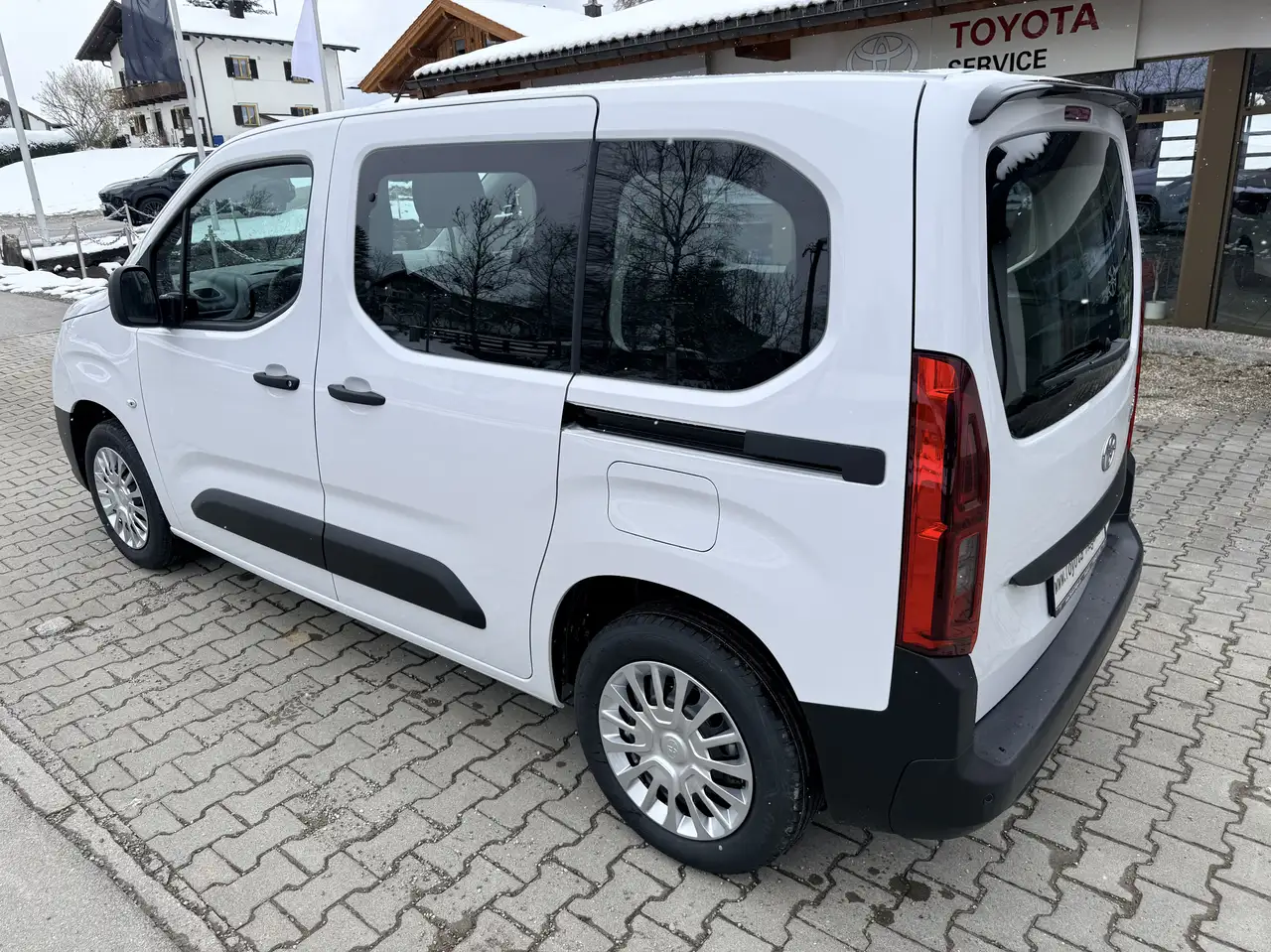 Toyota Proace City Verso L1 Comfort 2