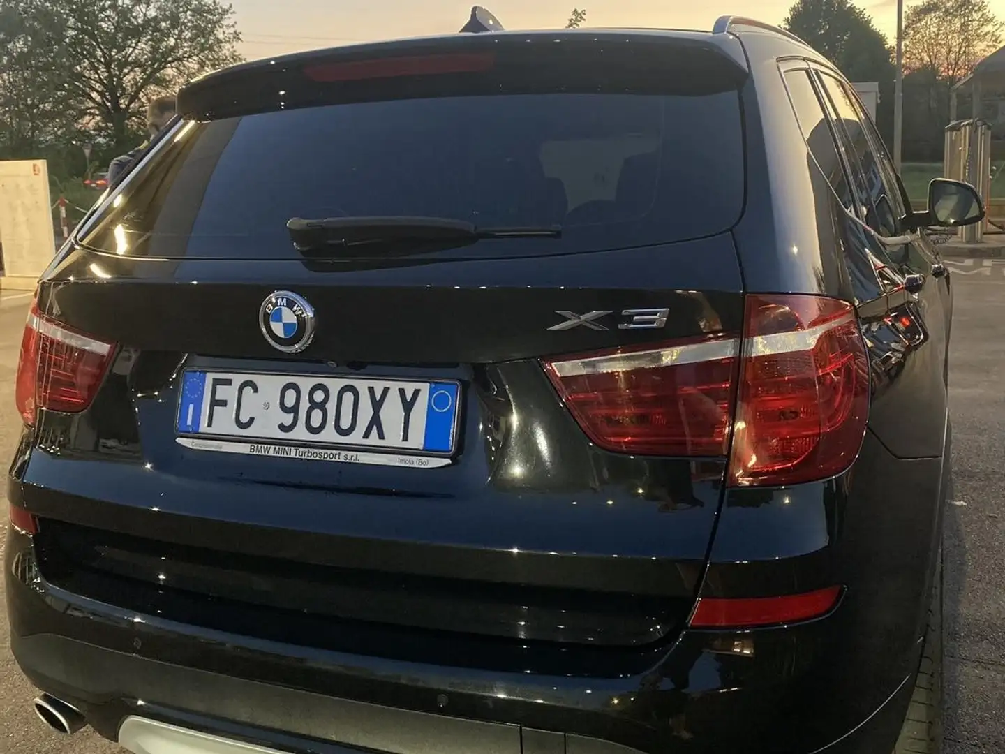 BMW X3 xdrive20d xLine Negro - 2