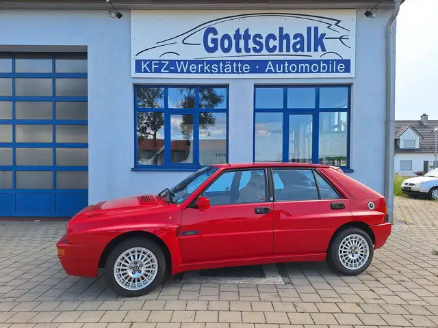 Lancia Delta HF integrale Sedici