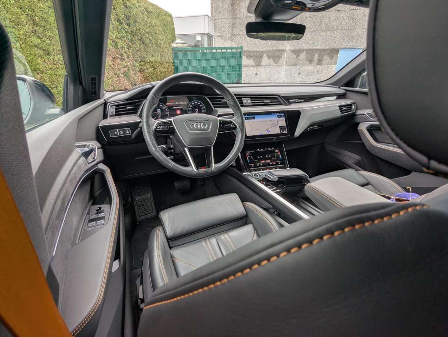 Audi Q8 E-tron Sportback Black Edition -  - Joinsteer - #3