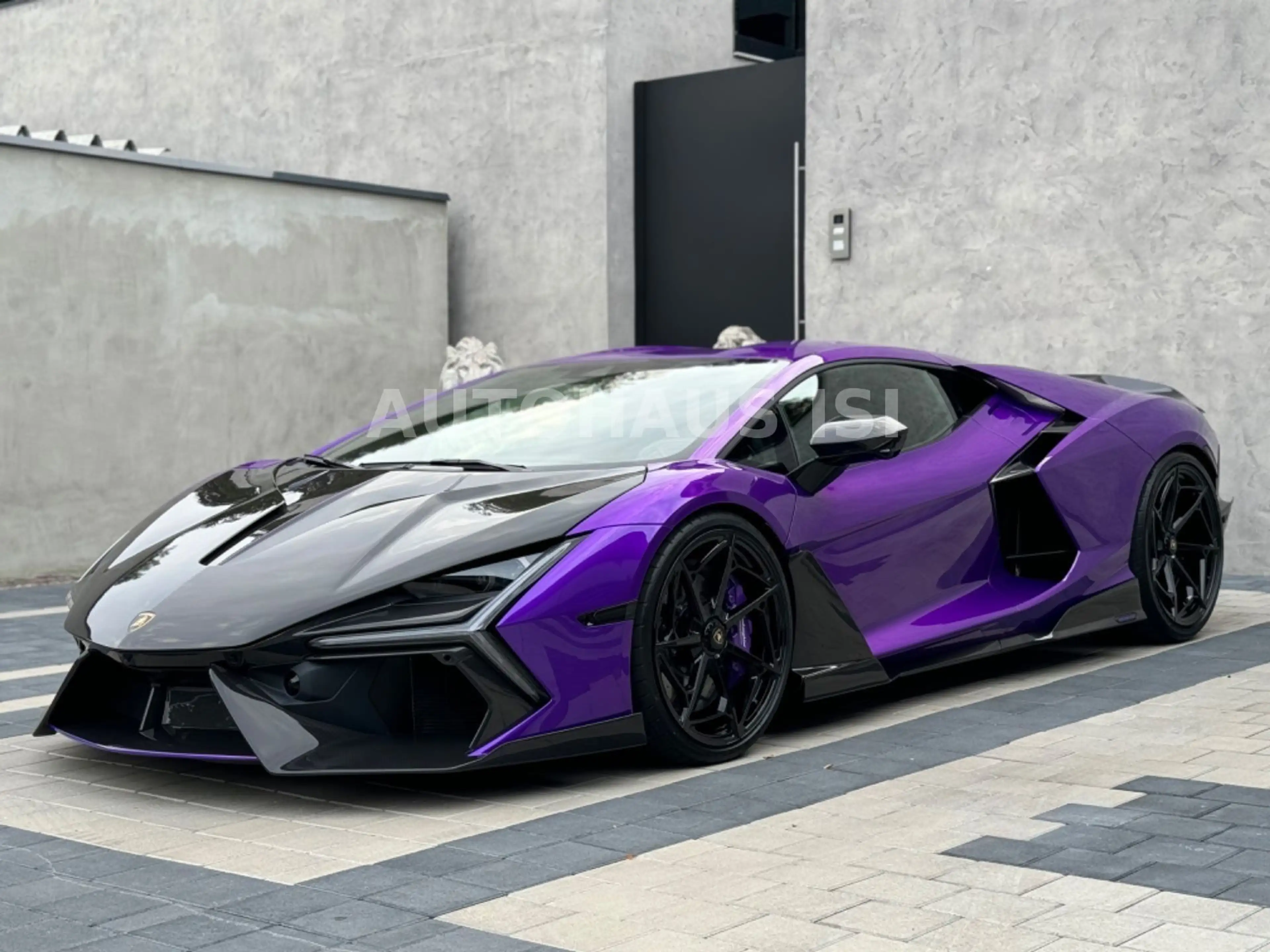Lamborghini Revuelto by NOVITEC, FULL CARBON, AD-PERSONAM