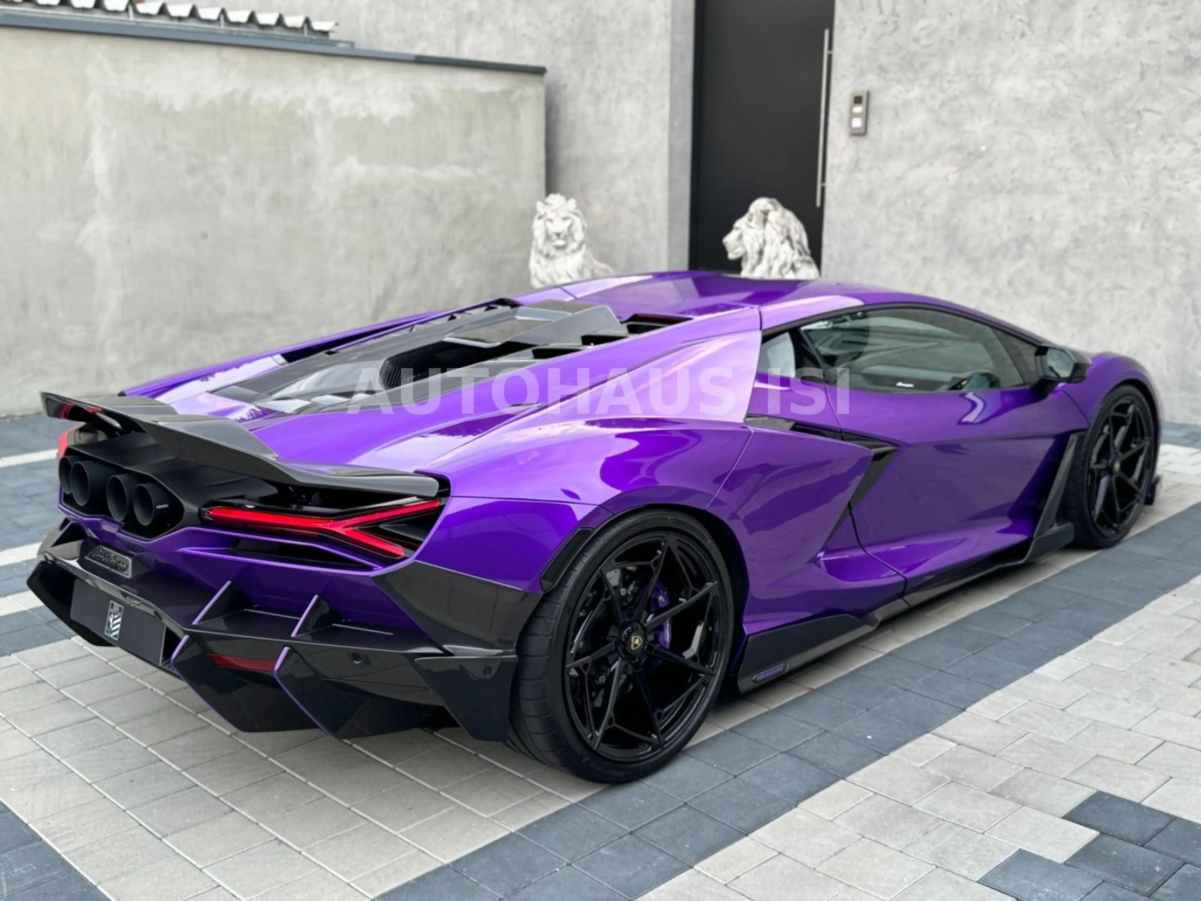 Lamborghini Revuelto by NOVITEC, FULL CARBON, AD-PERSONAM — photo 11