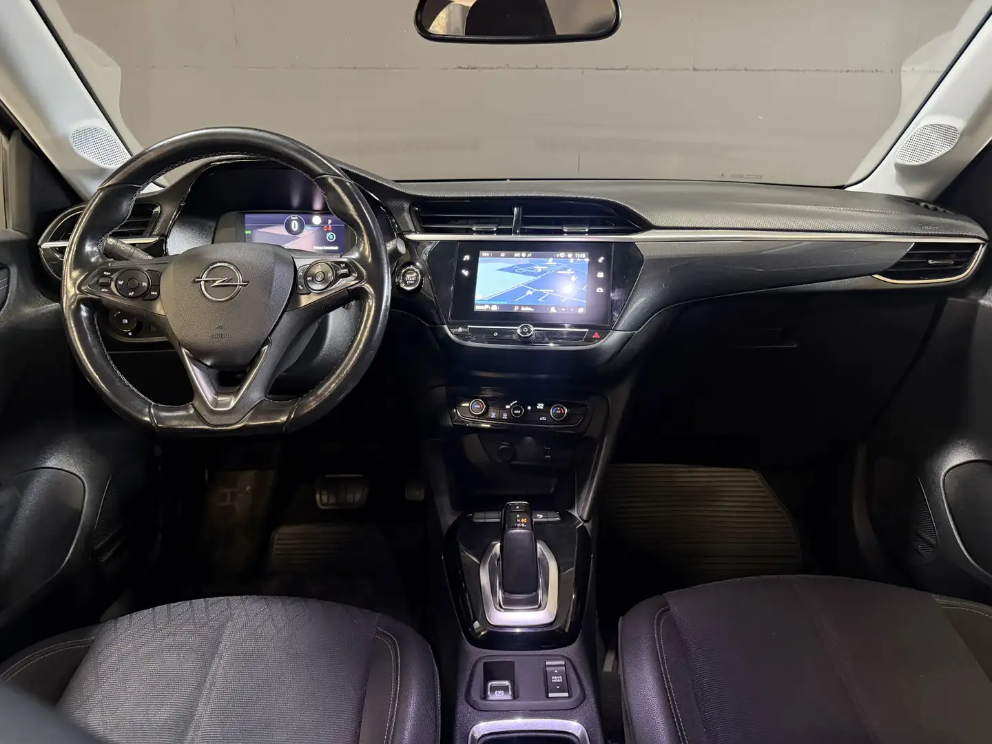 Opel Corsa-e Elegance 50 kWh | SoH 92% | Carplay | Navi | LED | Grau - 2