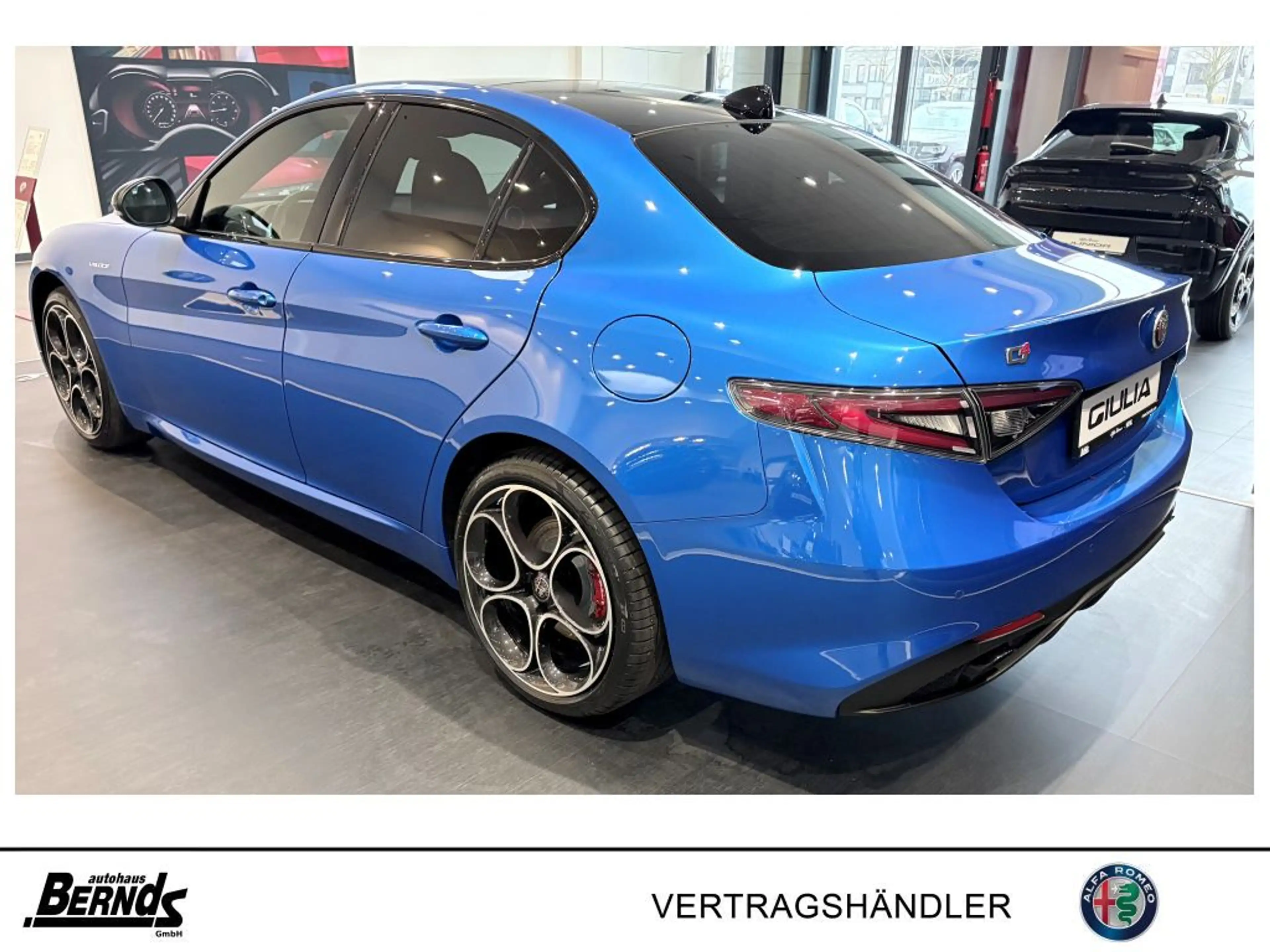 Alfa Romeo Giulia 2.2D AT8-Q4 Veloce TECHNOLOGIE PREMUM SCHIEBEDACH — photo 8