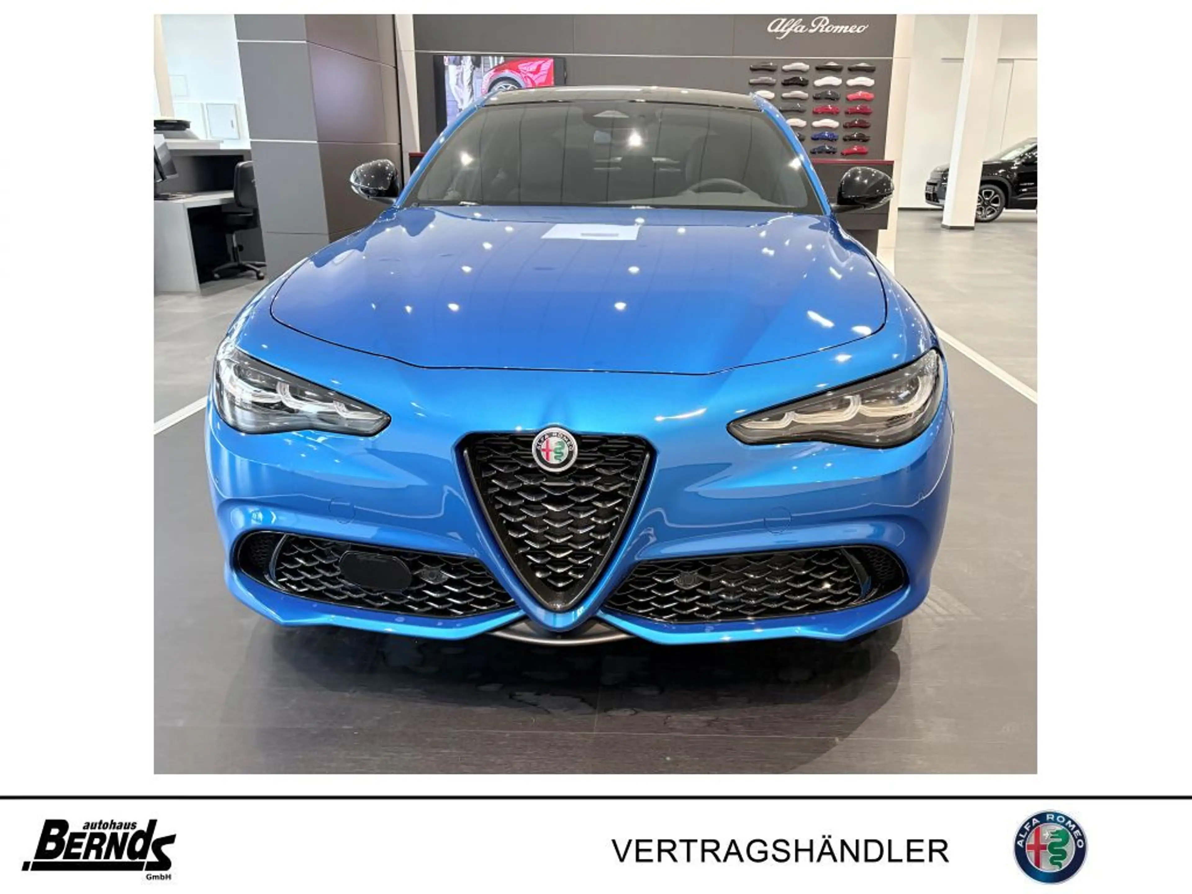 Alfa Romeo Giulia 2.2D AT8-Q4 Veloce TECHNOLOGIE PREMUM SCHIEBEDACH — photo 2