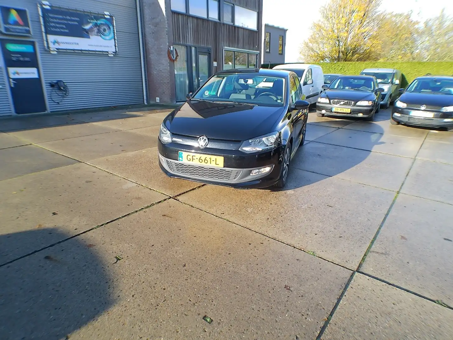 Volkswagen Polo 1.0 TSI Comf.l. Bus. Zwart - 2