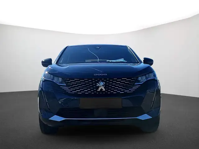 Peugeot 3008 view 3