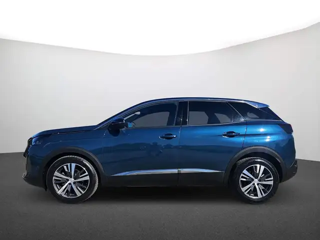 Peugeot 3008 view 5