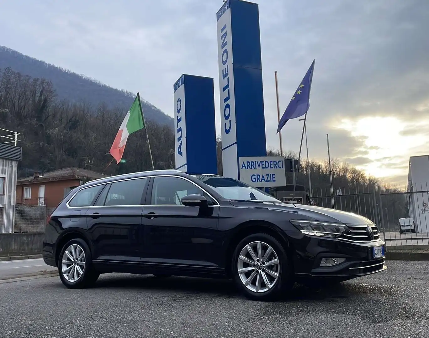 Volkswagen Passat Variant 2.0 tdi Business 122cv dsg Nero - 1