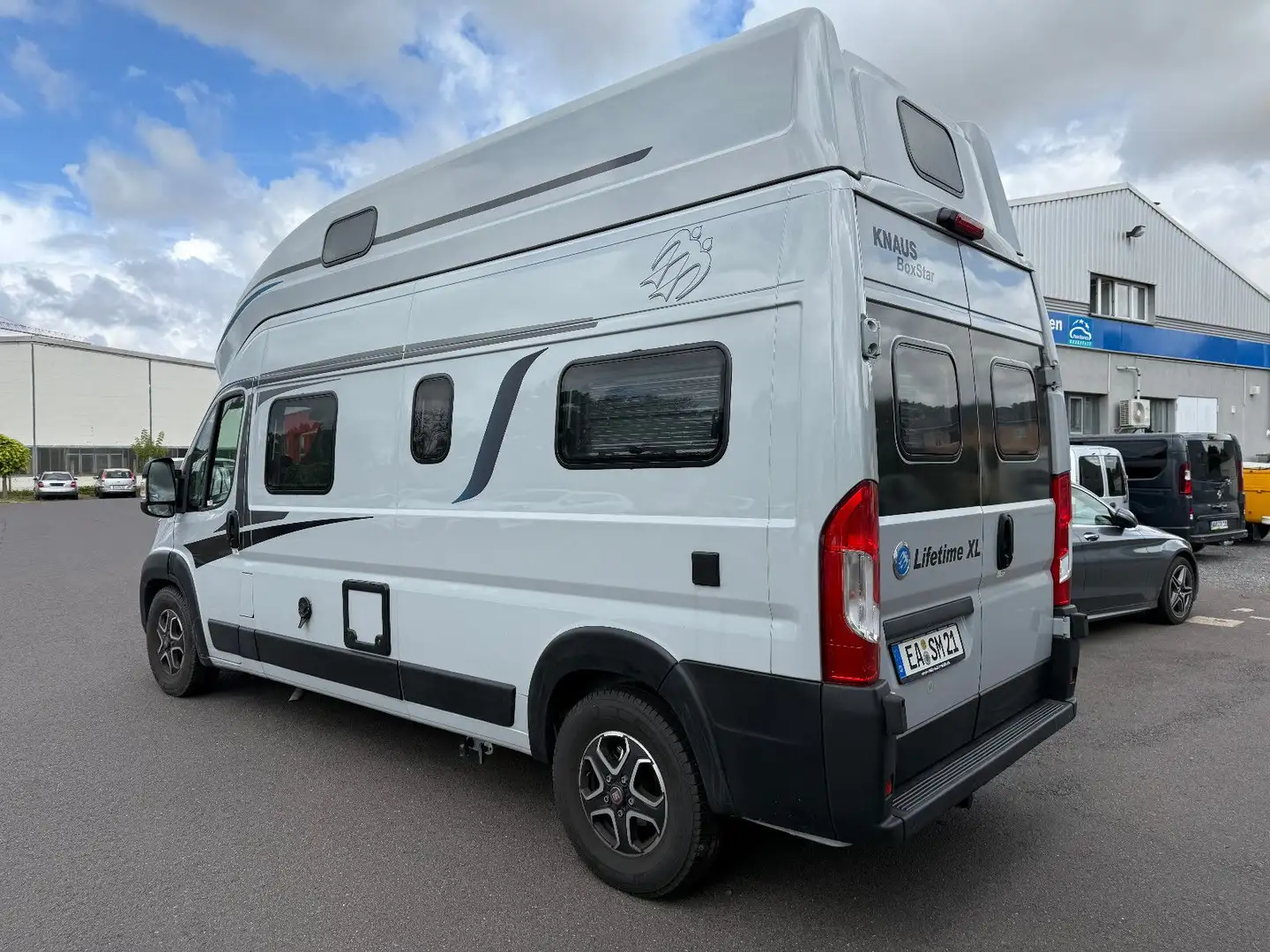 Knaus Boxstar Lifetime 600 XL Hochdach Grijs - 2
