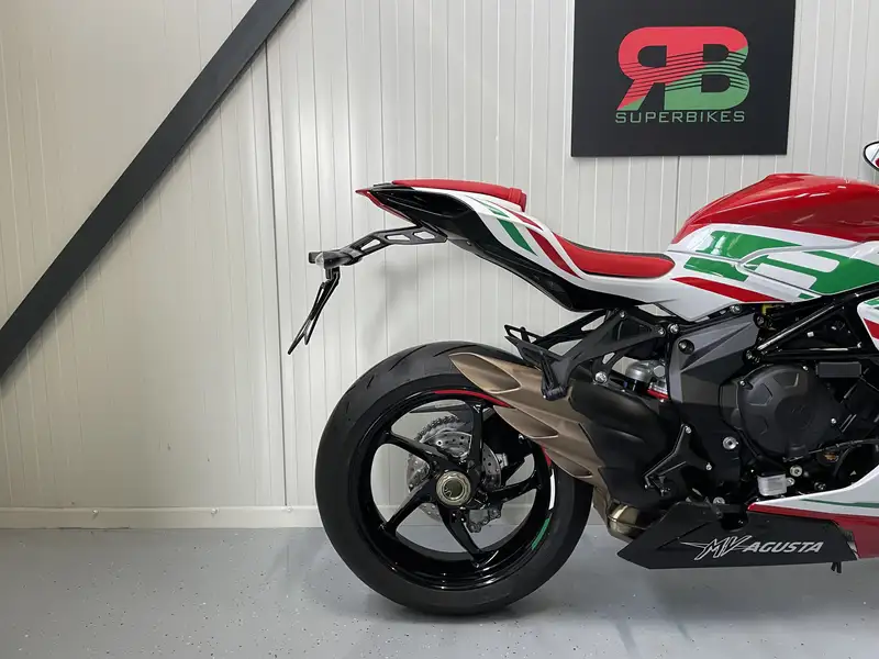MV Agusta F3 - foto 7