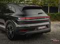 Porsche Cayenne E-Hybrid | 22" | Trekhaak | Pano | BOSE | 360° Noir - thumbnail 18