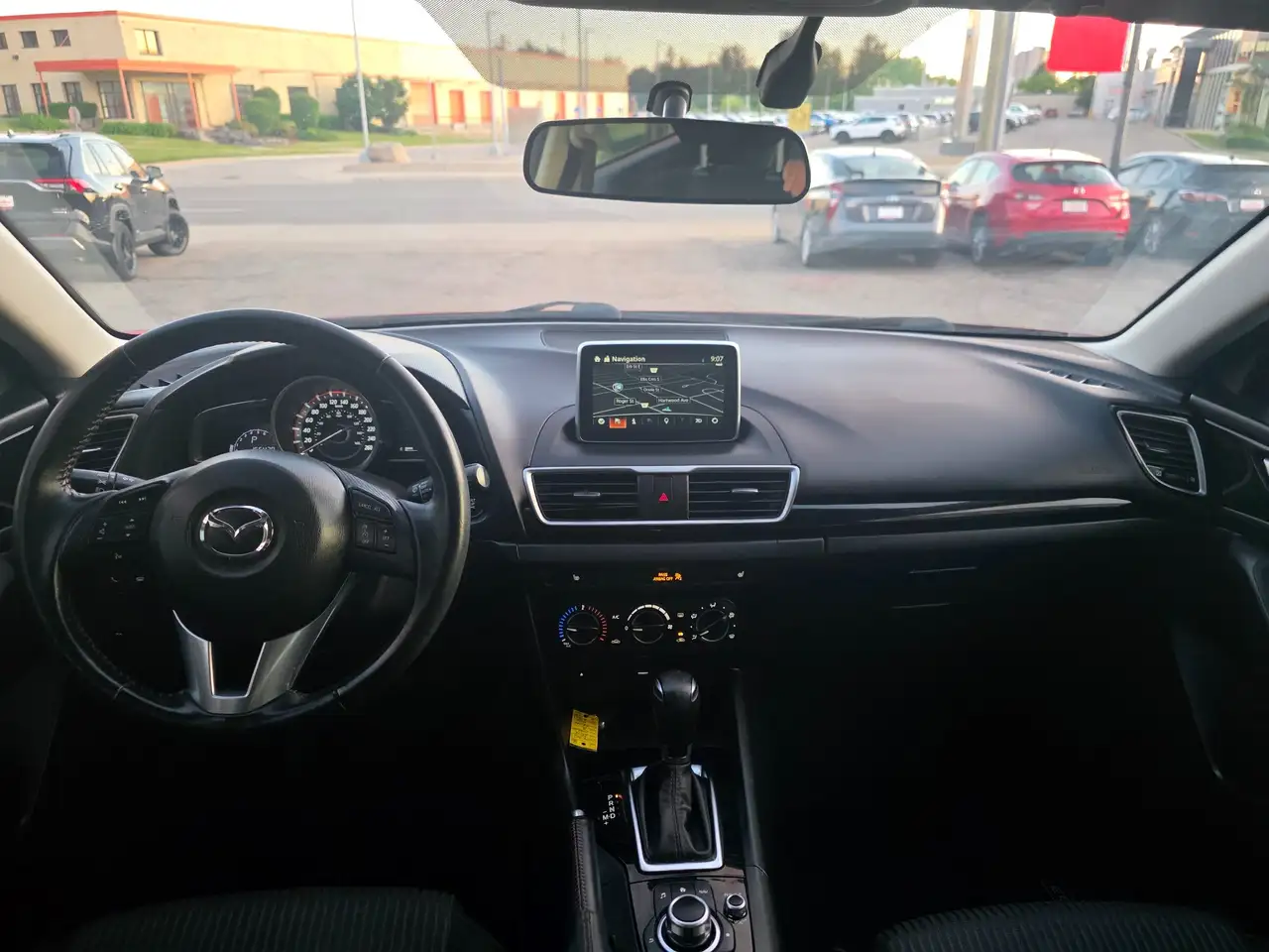 Mazda 3 снимка Mazda 3