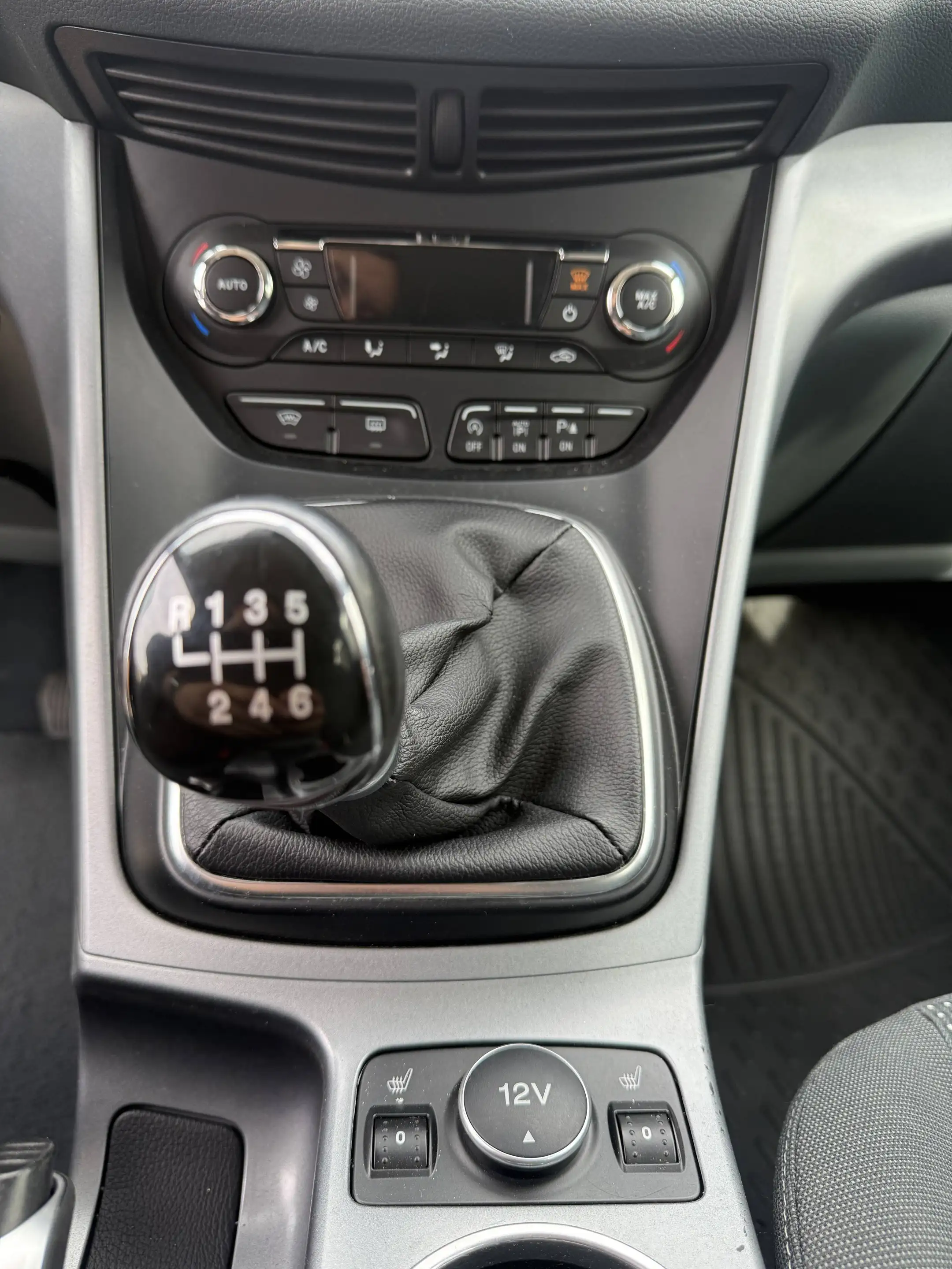 Ford C-Max Sync Edition Allwetter|PDC|Klima|AHK — photo 8