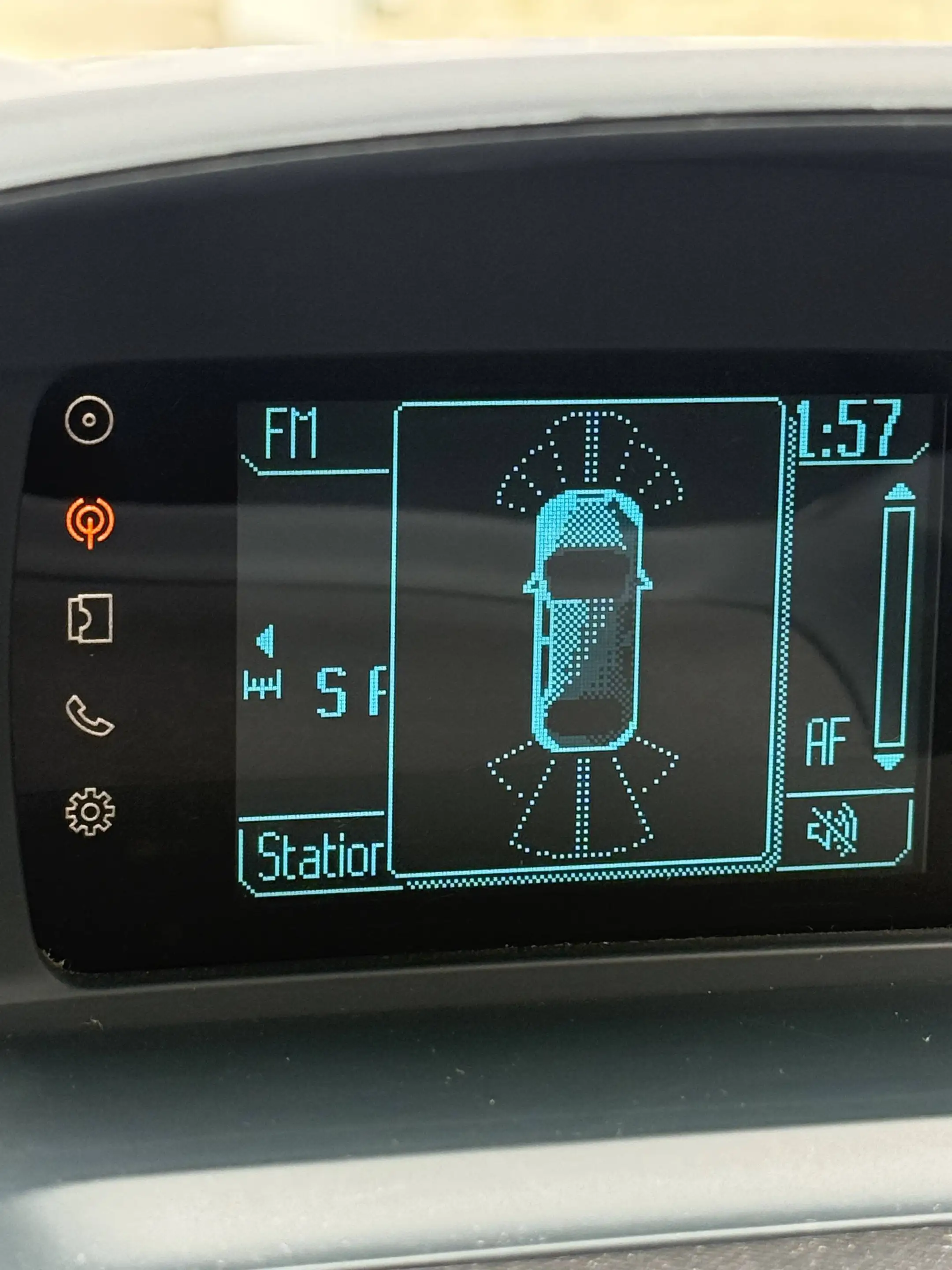 Ford C-Max Sync Edition Allwetter|PDC|Klima|AHK — photo 10