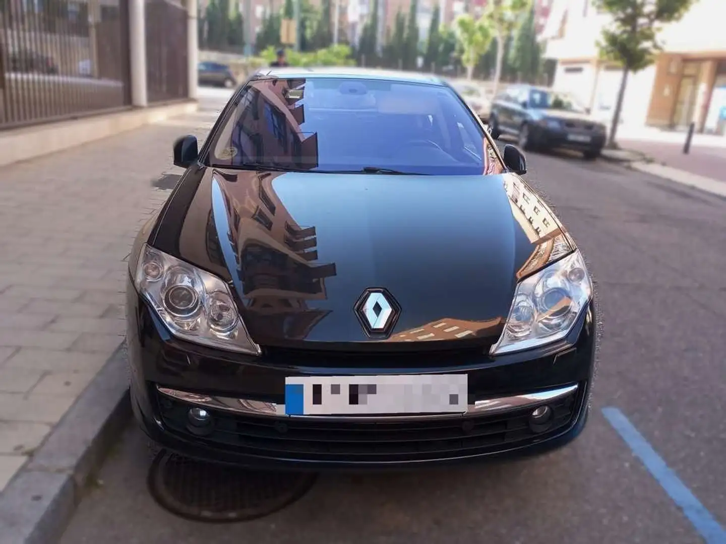 Renault Laguna Privilege dCi 150cv FAP Negro - 1