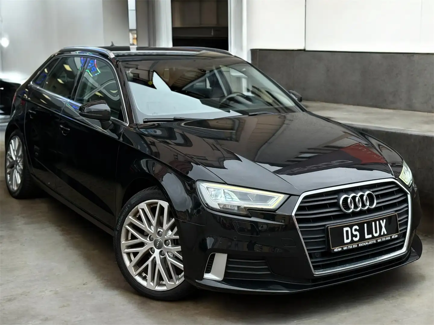 Audi A3 35 TFSI 150CH Sportback S-tronic Facelift Noir - 1