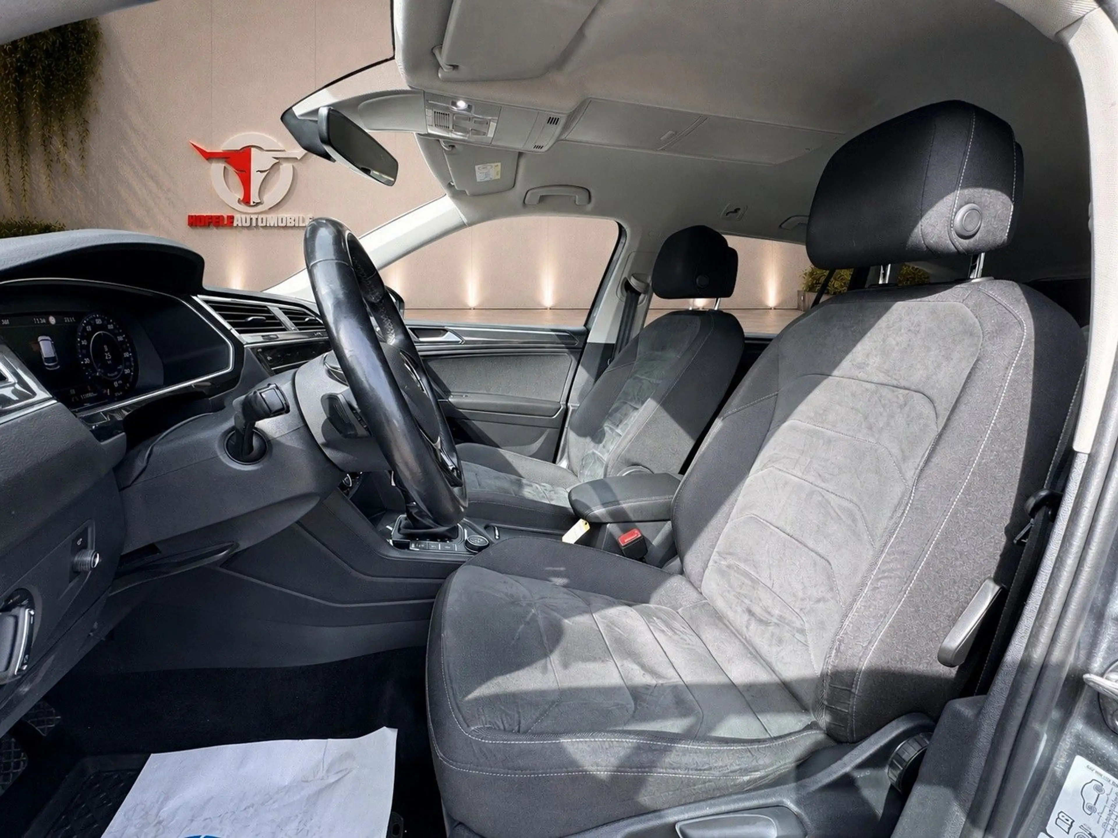 Volkswagen Tiguan Allspace Highline 4Motion*HUD/ACC/VC/LED* — photo 10