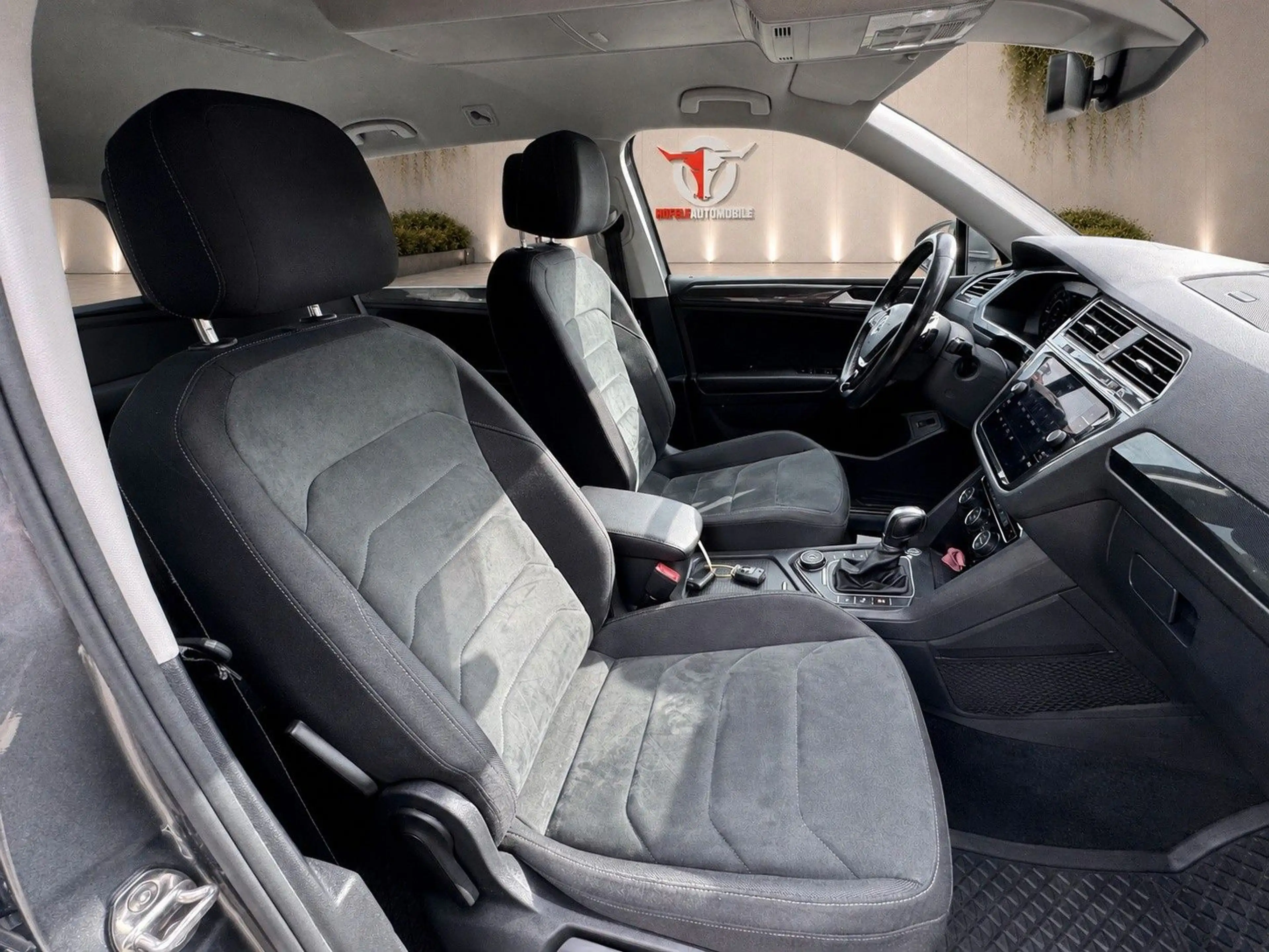 Volkswagen Tiguan Allspace Highline 4Motion*HUD/ACC/VC/LED* — photo 11