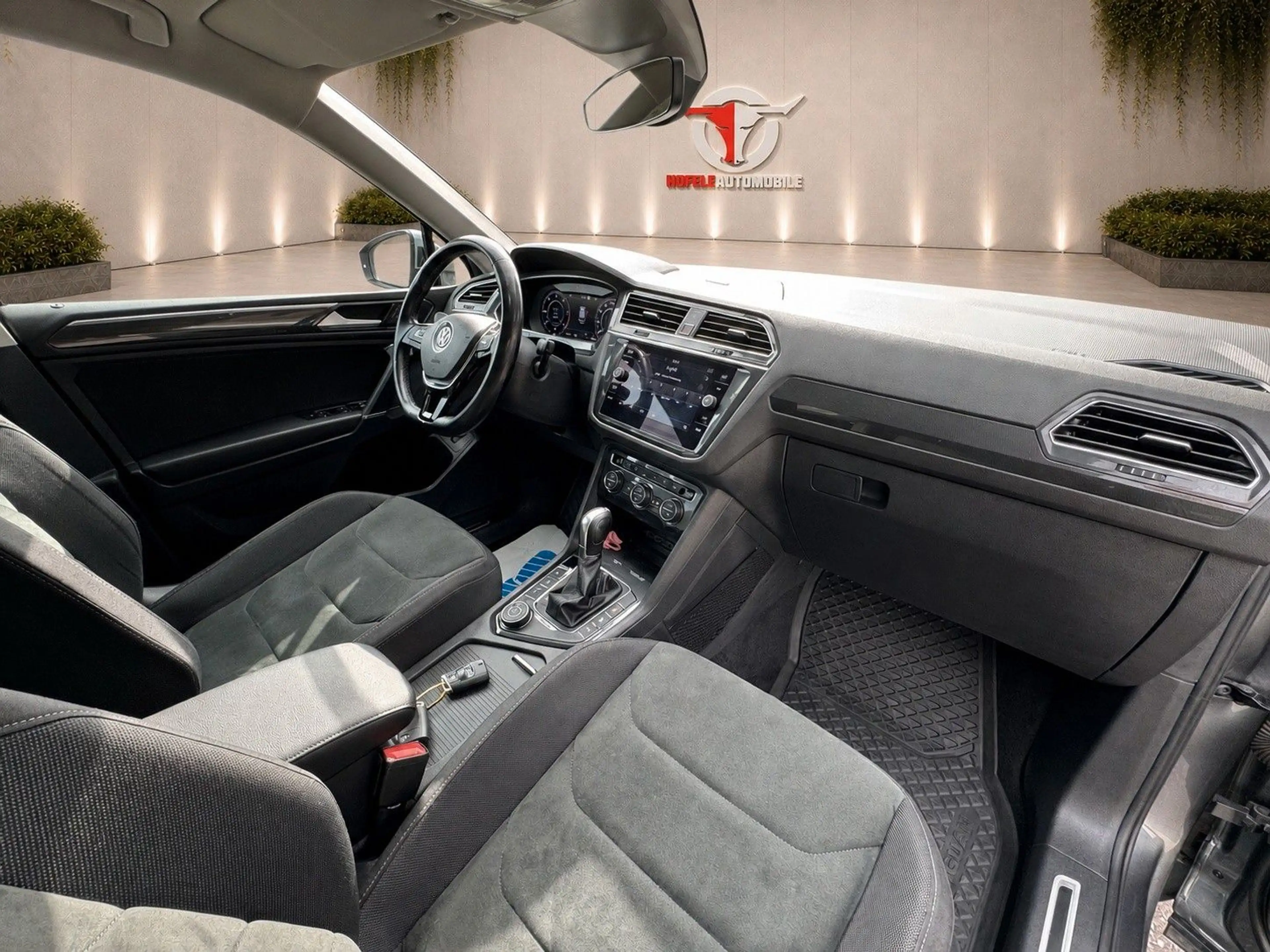 Volkswagen Tiguan Allspace Highline 4Motion*HUD/ACC/VC/LED* — photo 12