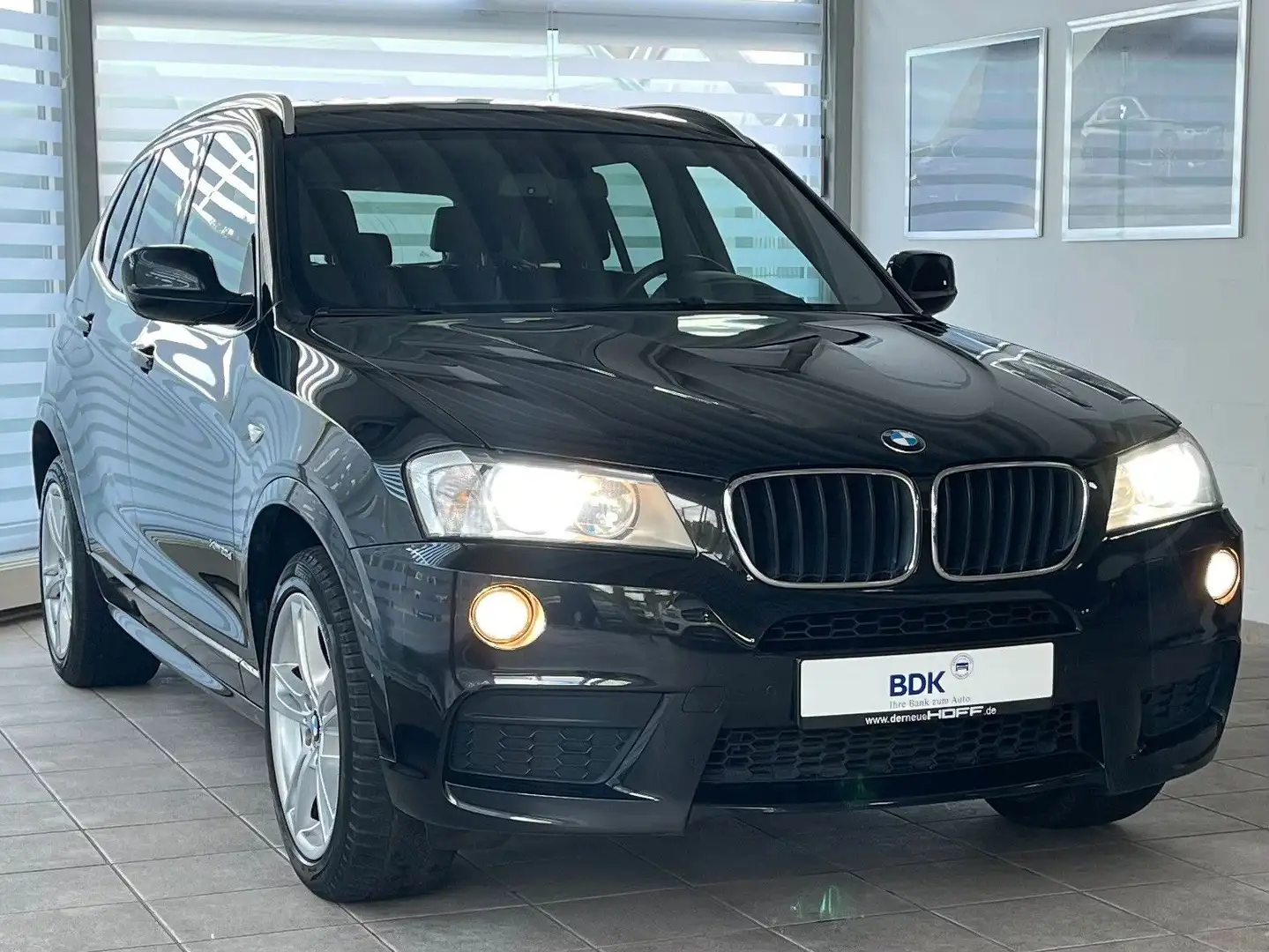 BMW X3 xD20d M Sport PANO HUD KAMERA AHK HiFi Noir - 1