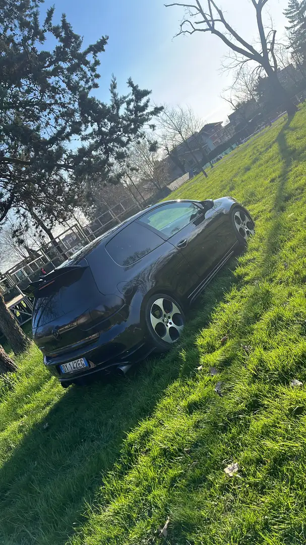 Volkswagen Golf GTI 3p 2.0 tsi - 2