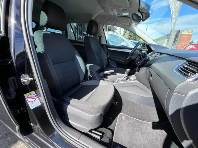Skoda Octavia view 9