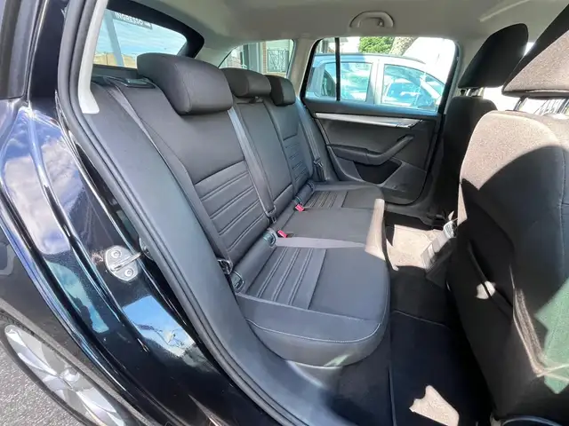 Skoda Octavia view 13