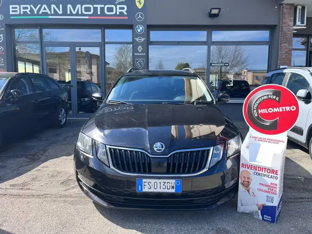 Skoda Octavia view 2