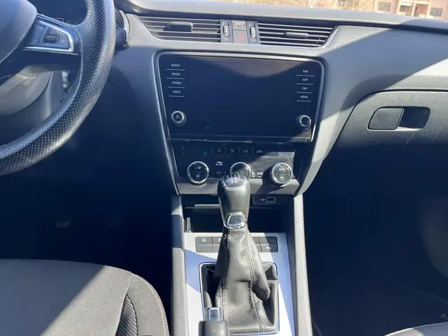Skoda Octavia view 14