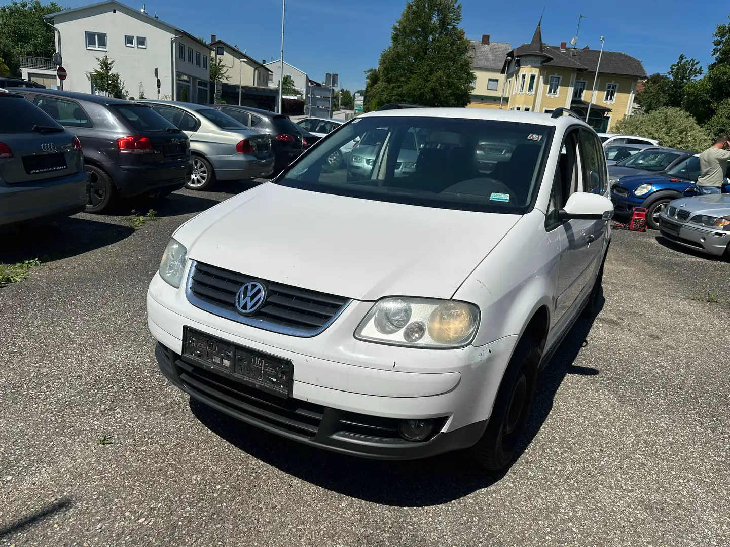Volkswagen Touran Touran Conceptline 1,9 TDI *Klima* Weiß - 1
