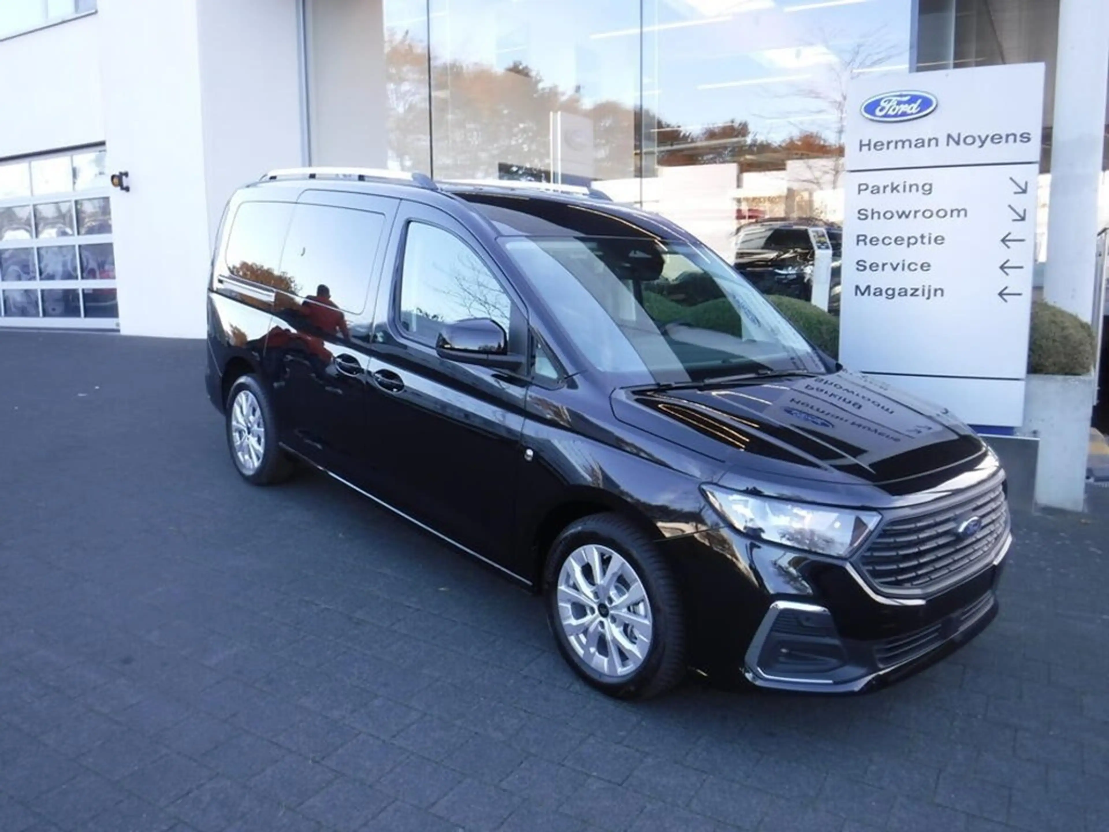 Ford Tourneo 1.5 benzine automaat