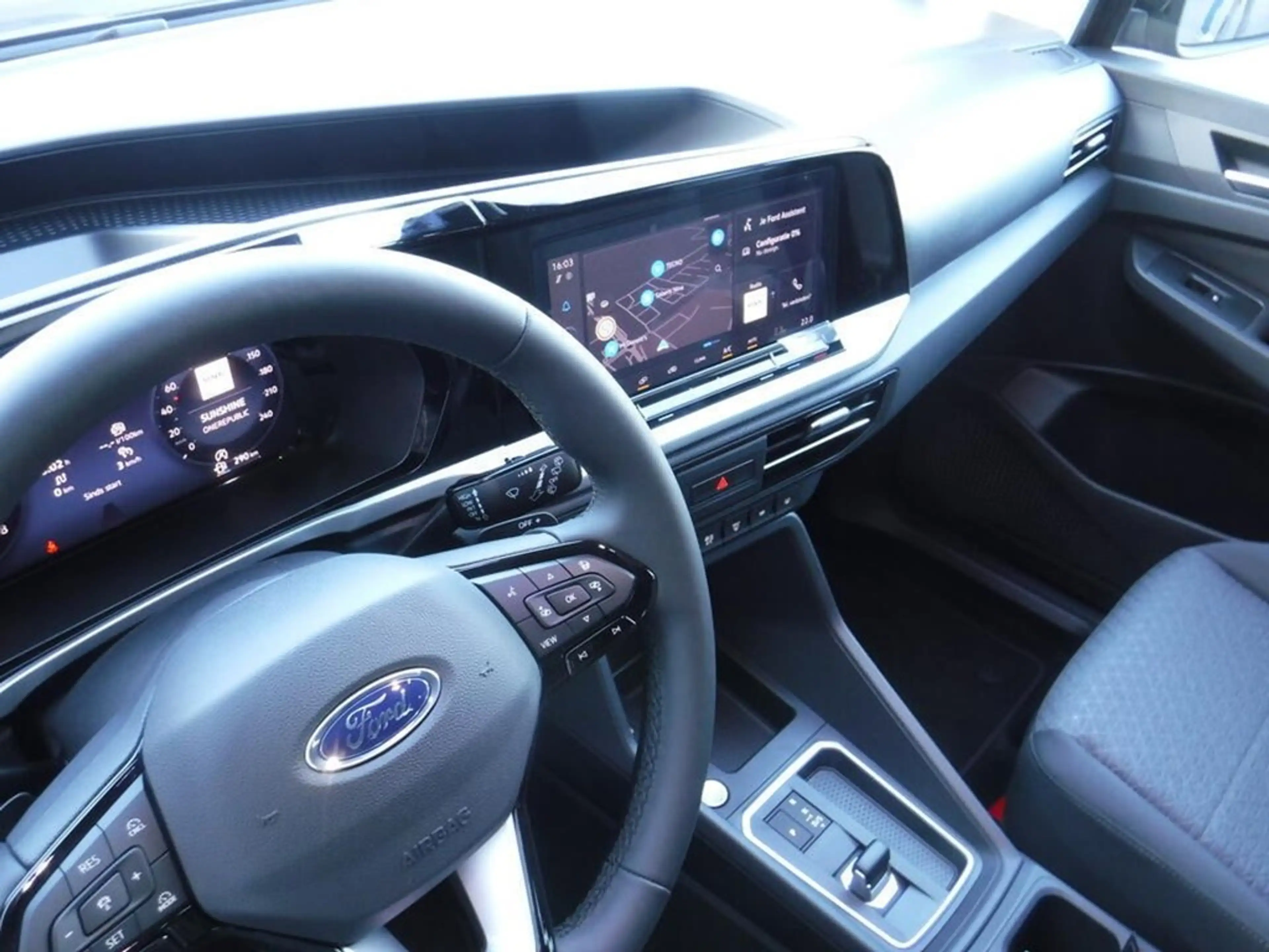 Ford Tourneo 1.5 benzine automaat — photo 5