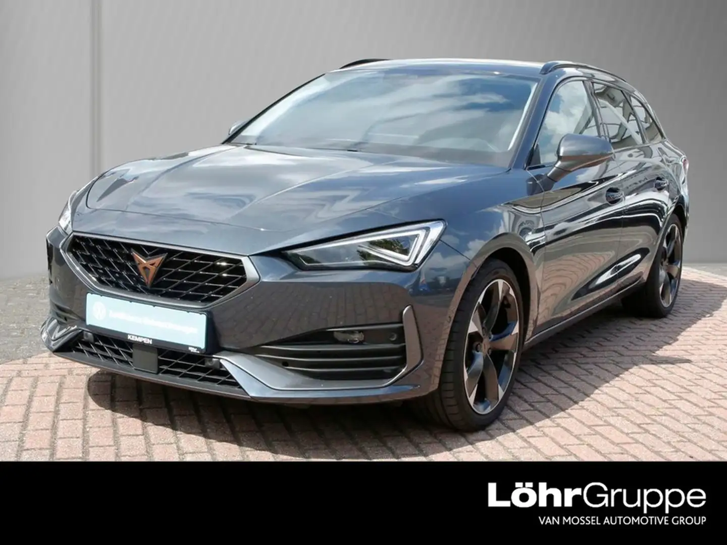 CUPRA Leon ST 2.0 TSI DSG AHK Navi+VC ACC RFK+PDC Matrix-L... Grau - 1