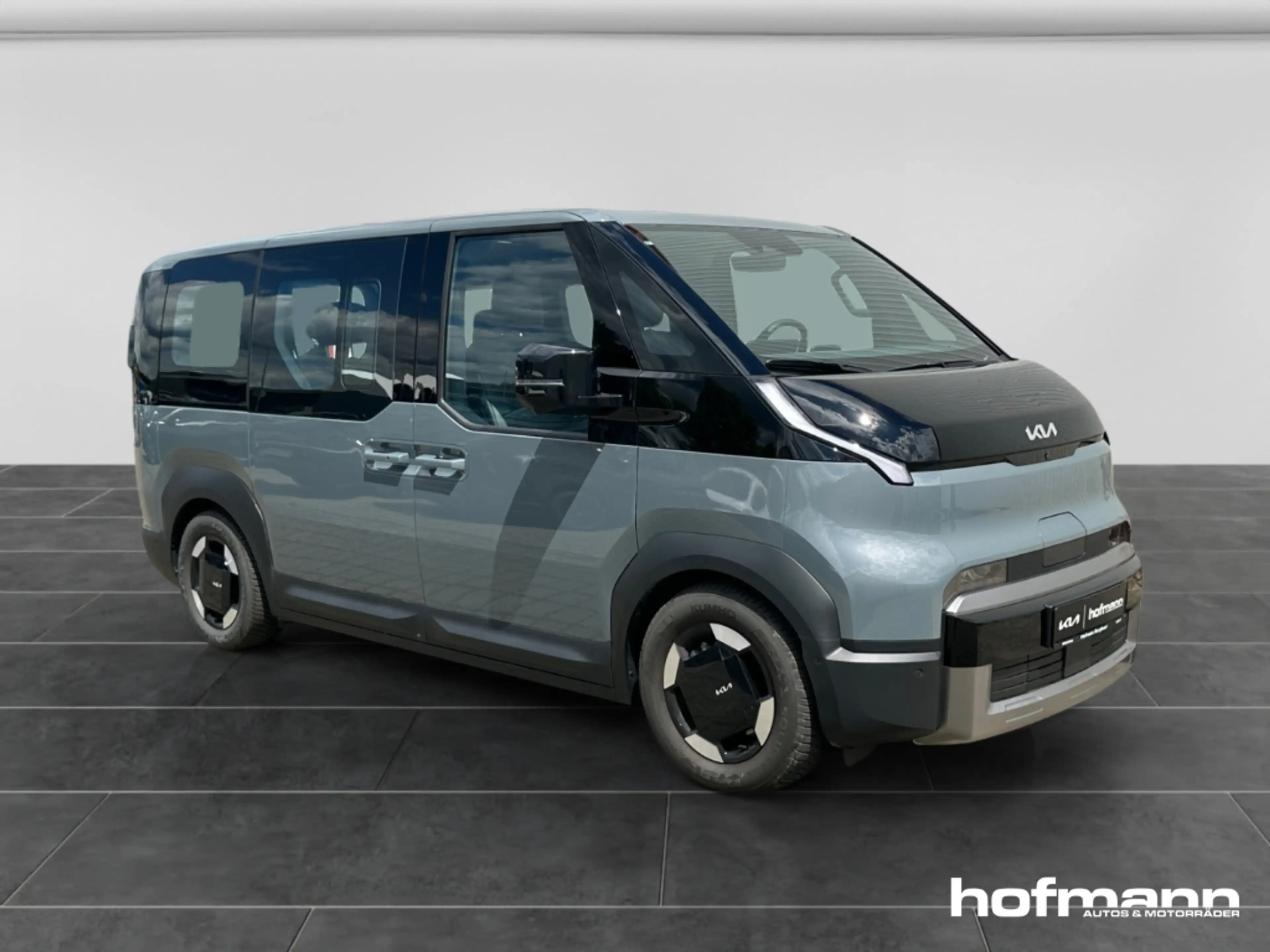 Kia PV5 Passenger Passenger Elite 71 Wärmepumpe E-Türen Leder LM Nav — photo 7