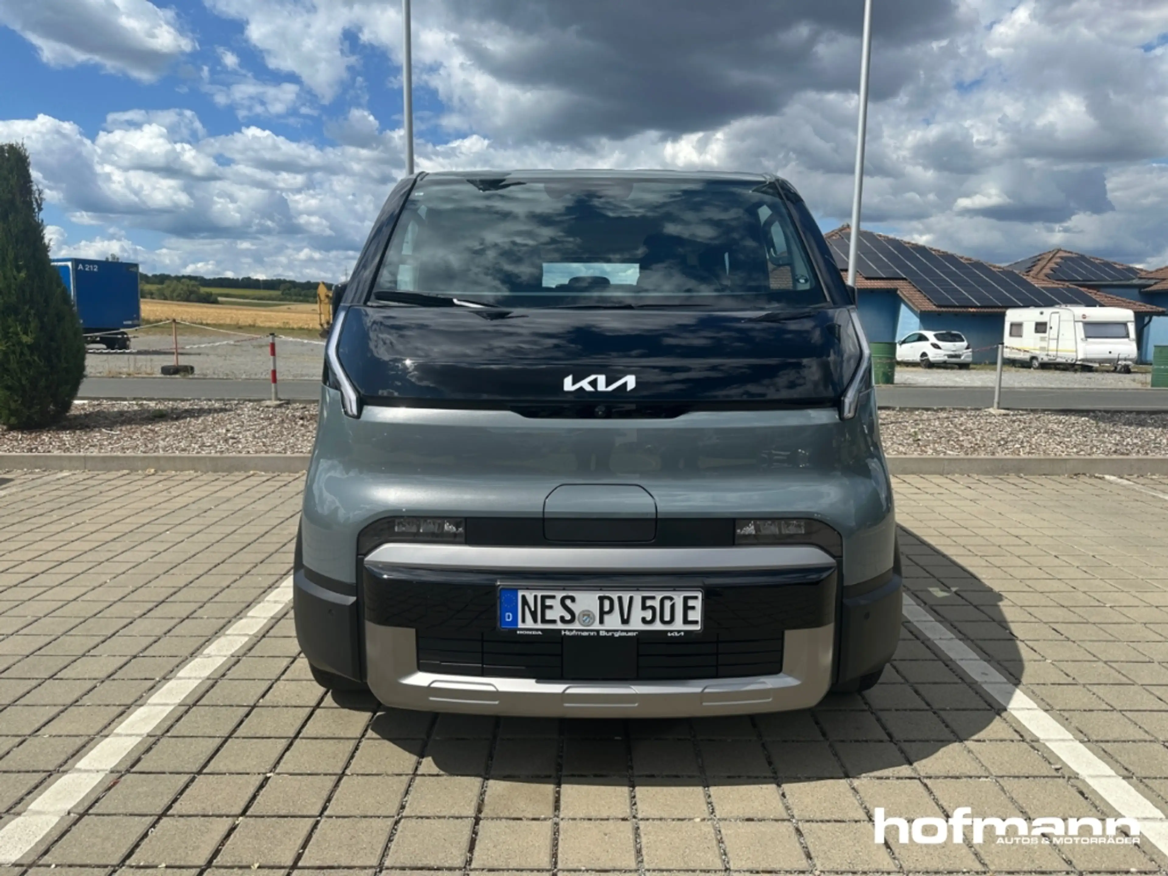 Kia PV5 Passenger Passenger Elite 71 Wärmepumpe E-Türen Leder LM Nav — photo 18
