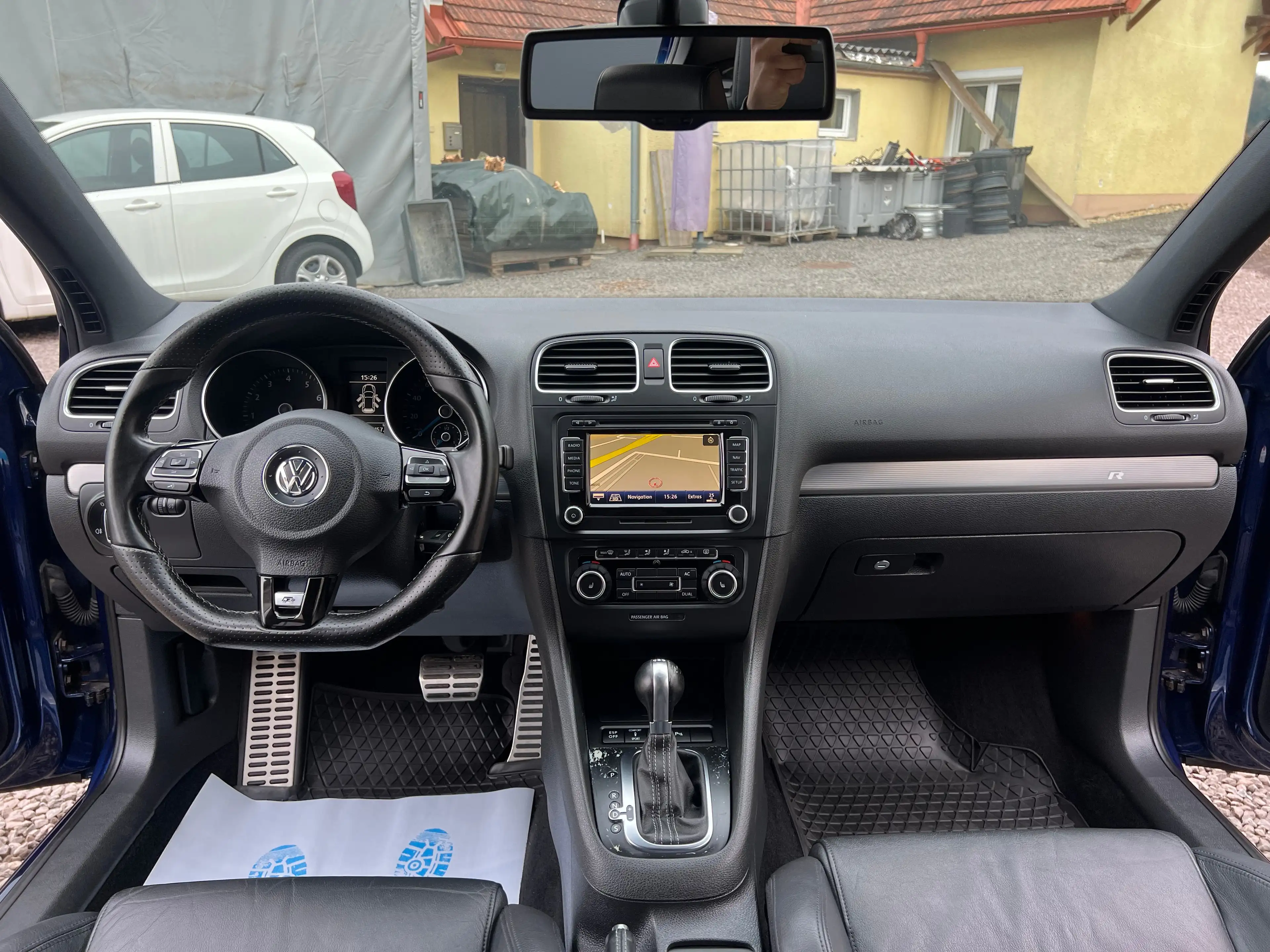 Volkswagen Golf R R 4Motion NAVI, XENON, DYNAUDIO, KAMERA, PDC USW. — photo 12