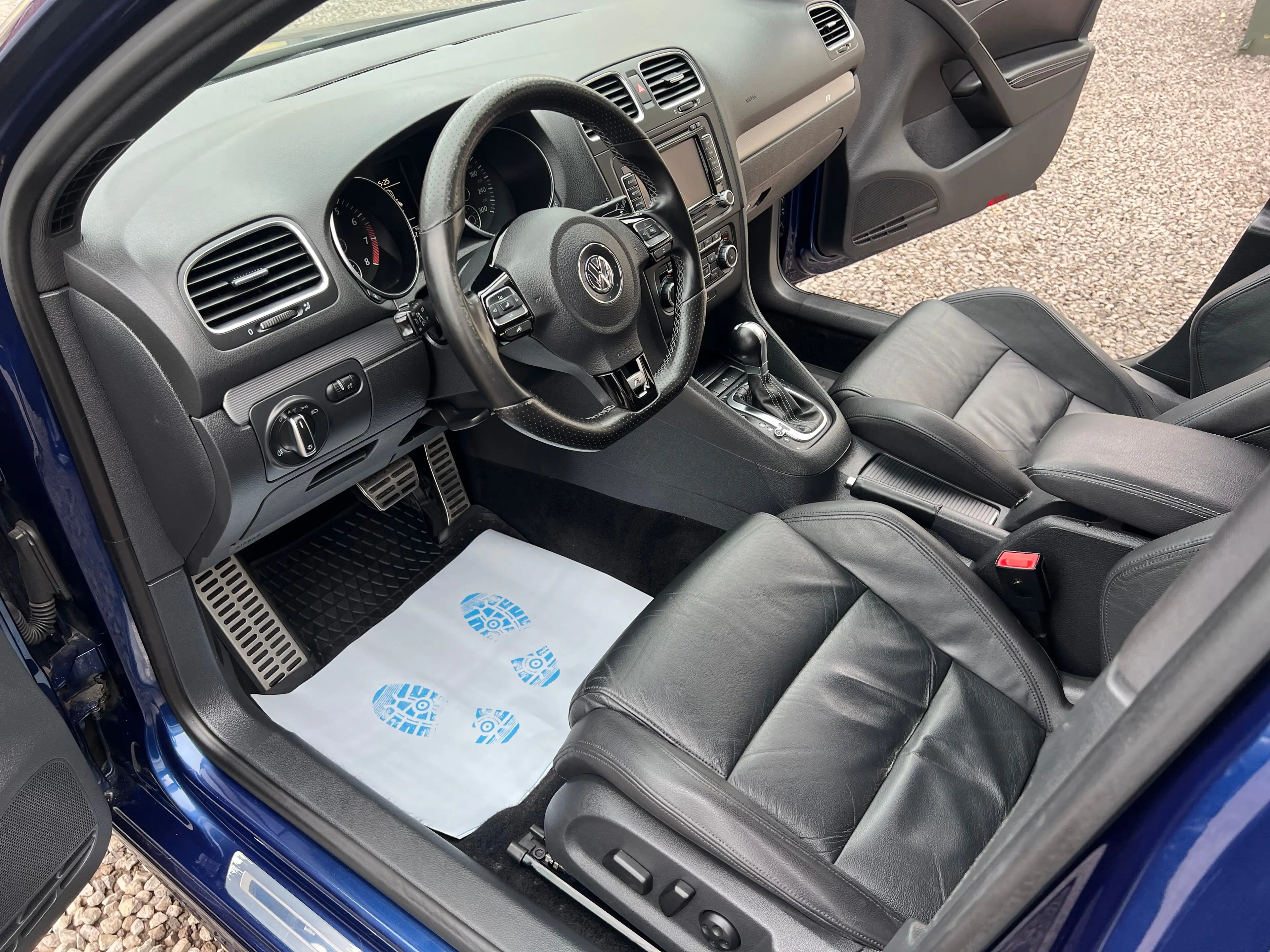 Volkswagen Golf R R 4Motion NAVI, XENON, DYNAUDIO, KAMERA, PDC USW. — photo 13