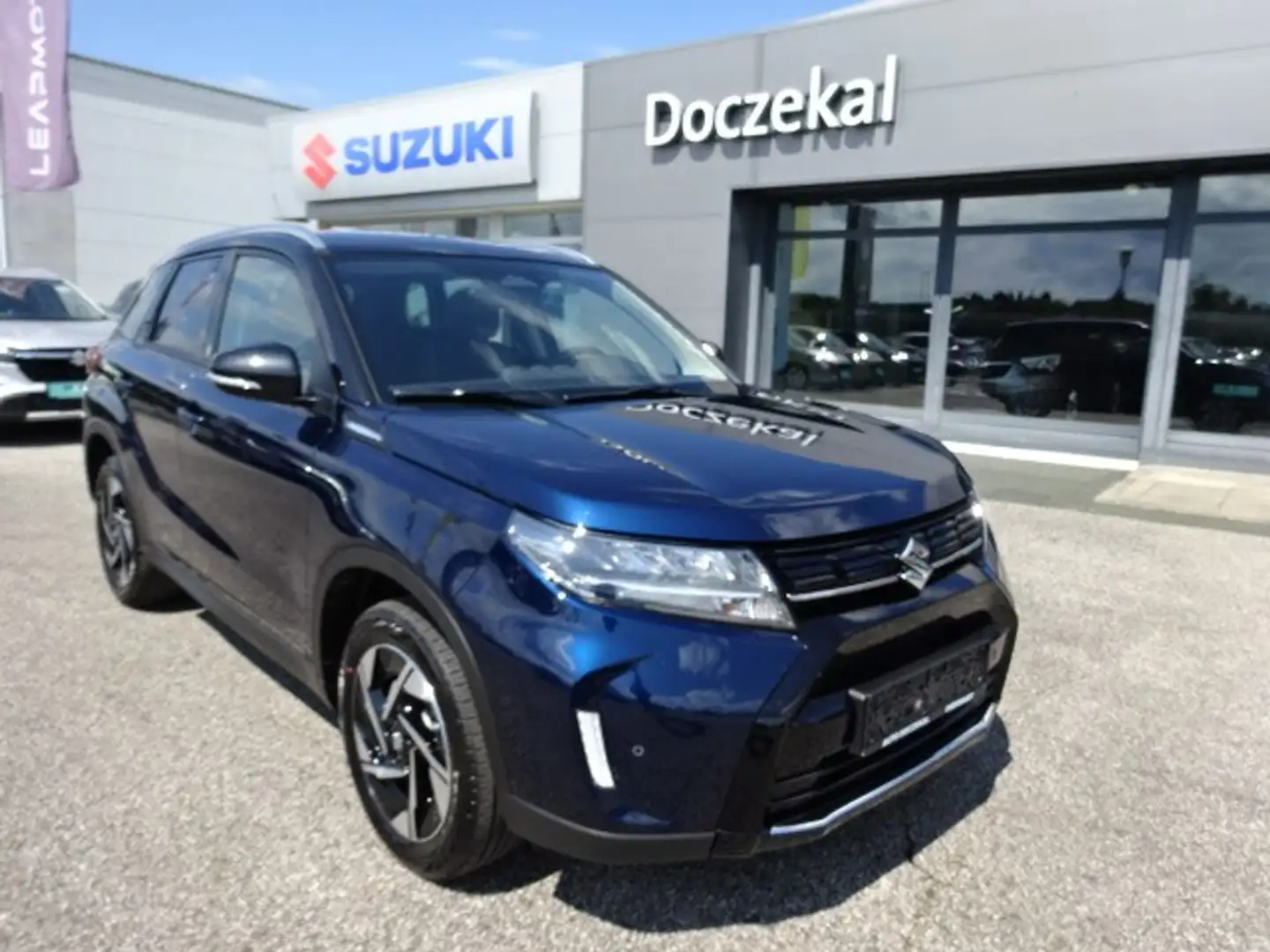 Suzuki Vitara 1,4 DITC Hybrid ALLGRIP flash *mit Schiebedach* Blau - 1
