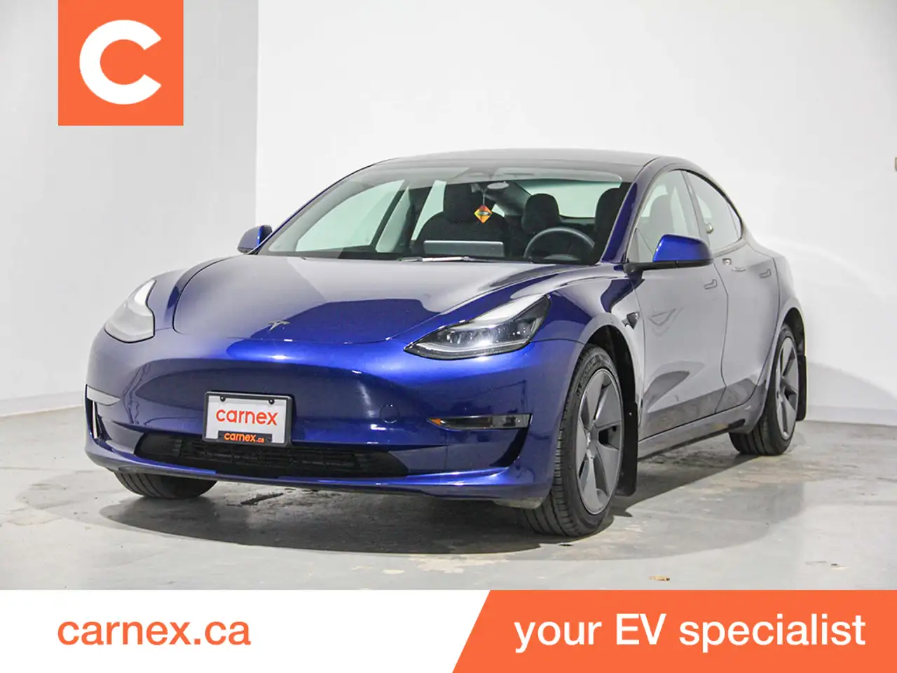 Tesla Model 3 снимка Tesla Model 3