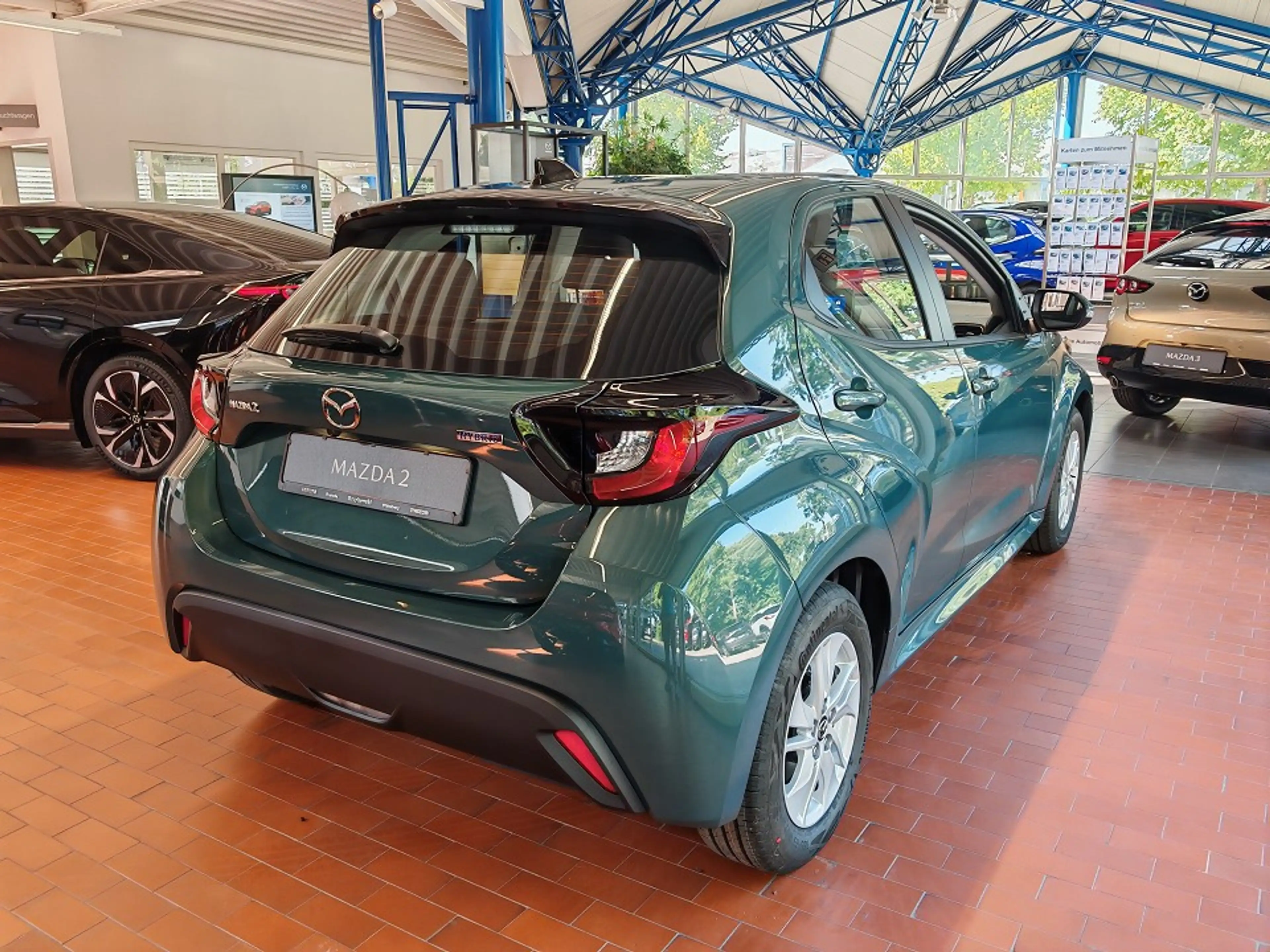 Mazda 2 Hybrid 1.5L Hybrid VVT-i 116 — photo 7
