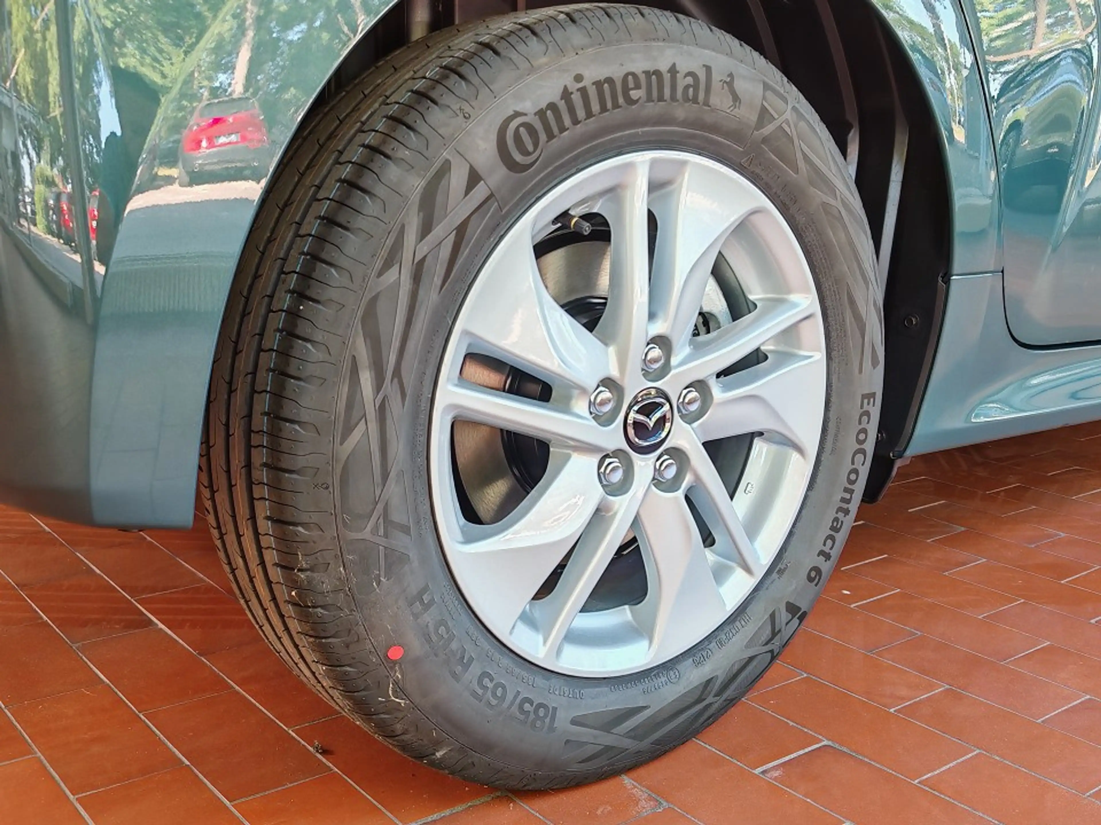 Mazda 2 Hybrid 1.5L Hybrid VVT-i 116 — photo 6