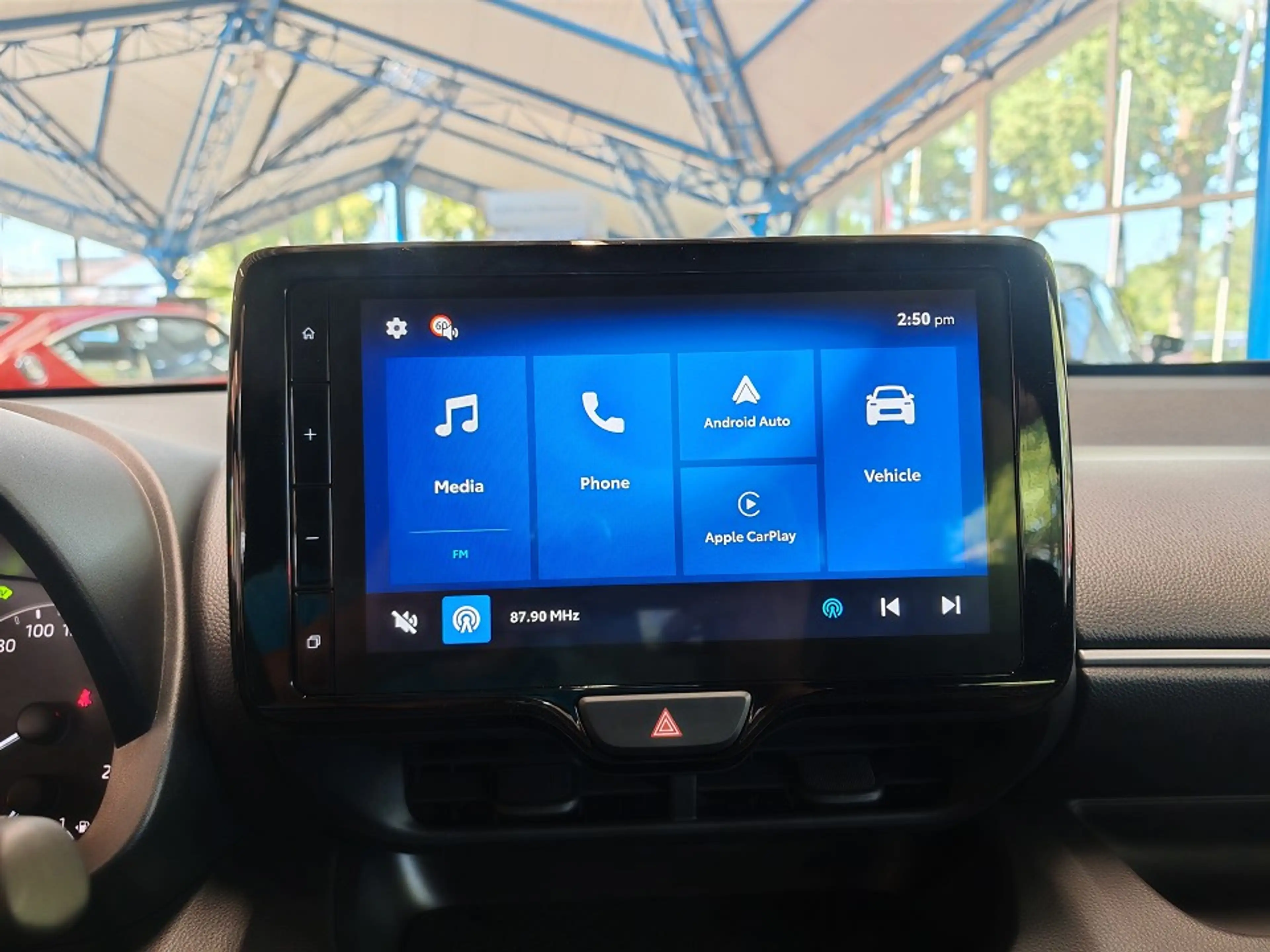 Mazda 2 Hybrid 1.5L Hybrid VVT-i 116 — photo 14