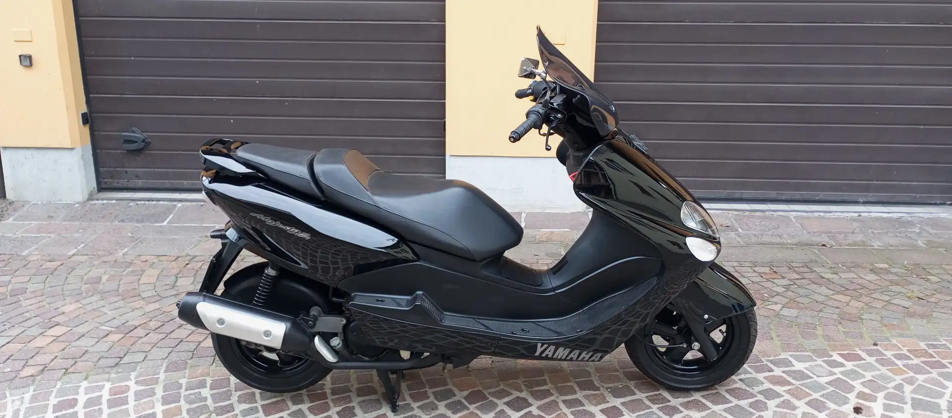 Yamaha Majesty 150 Nero - 2