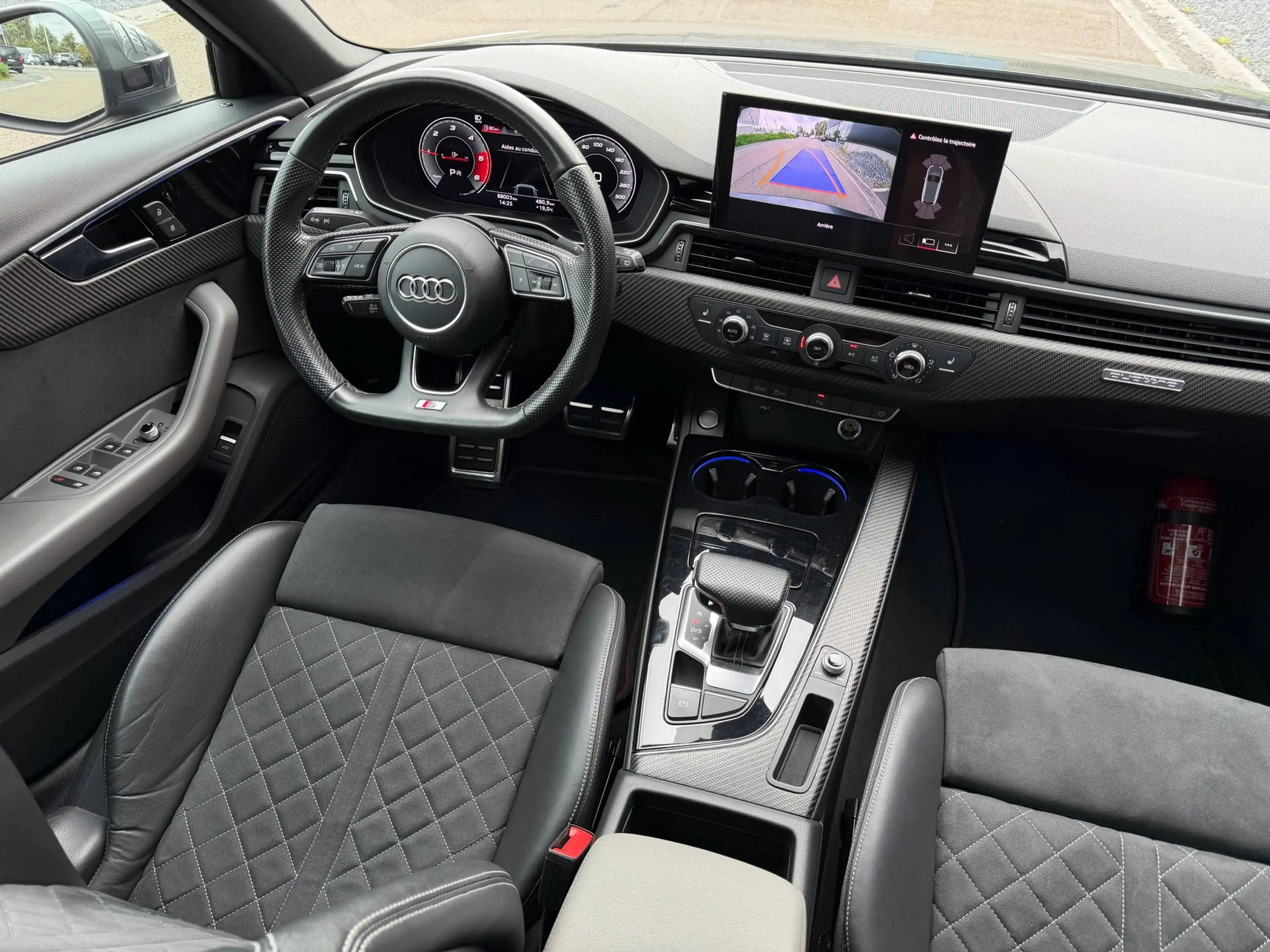 Audi A4 35 TDi S-Line-AUTO. FULL OPTIONS - Black Pack/Carbone/Pano/Matrix/Cockpit — photo 13