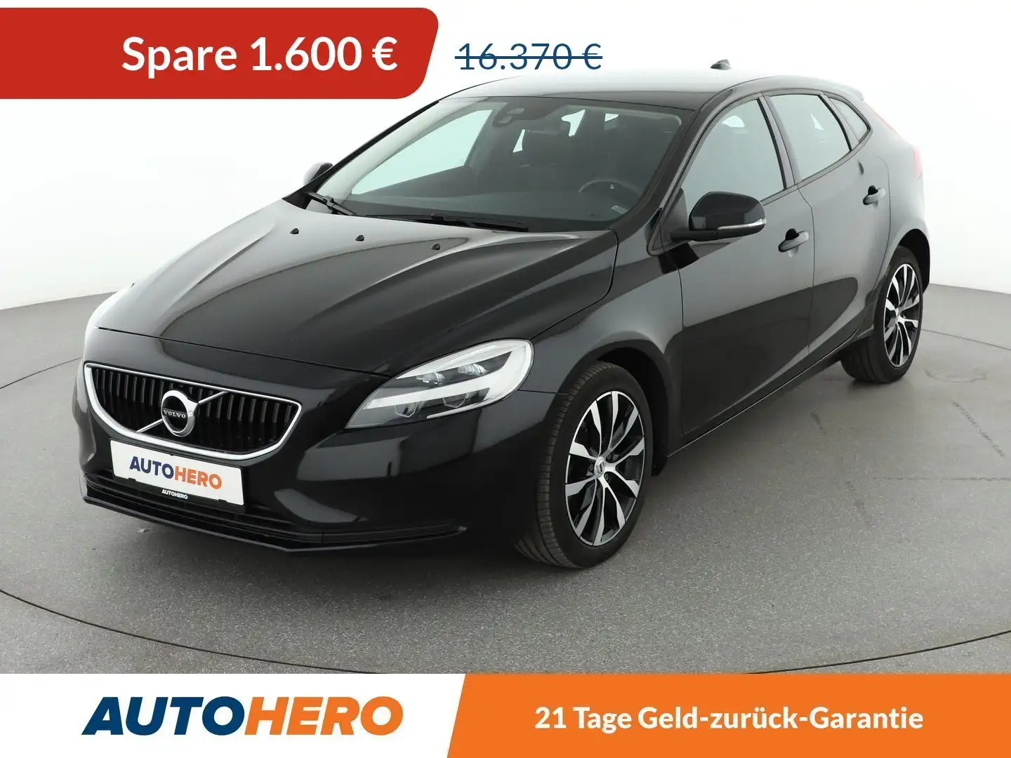 Volvo V40 2.0 T2 Momentum*LED*NAVI*TEMPO*PDC*SHZ*KLIMA* Schwarz - 1